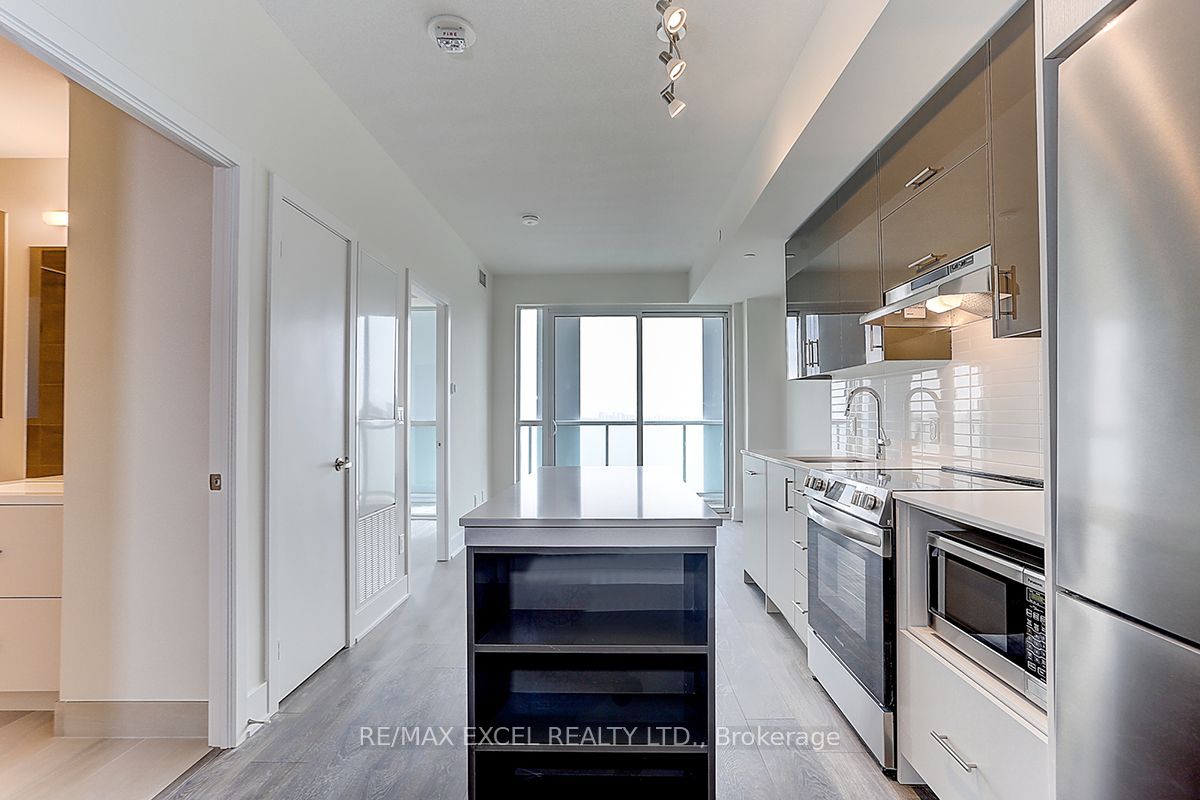 Unit 1710 - 188 Fairview Mall Drive, North York 2