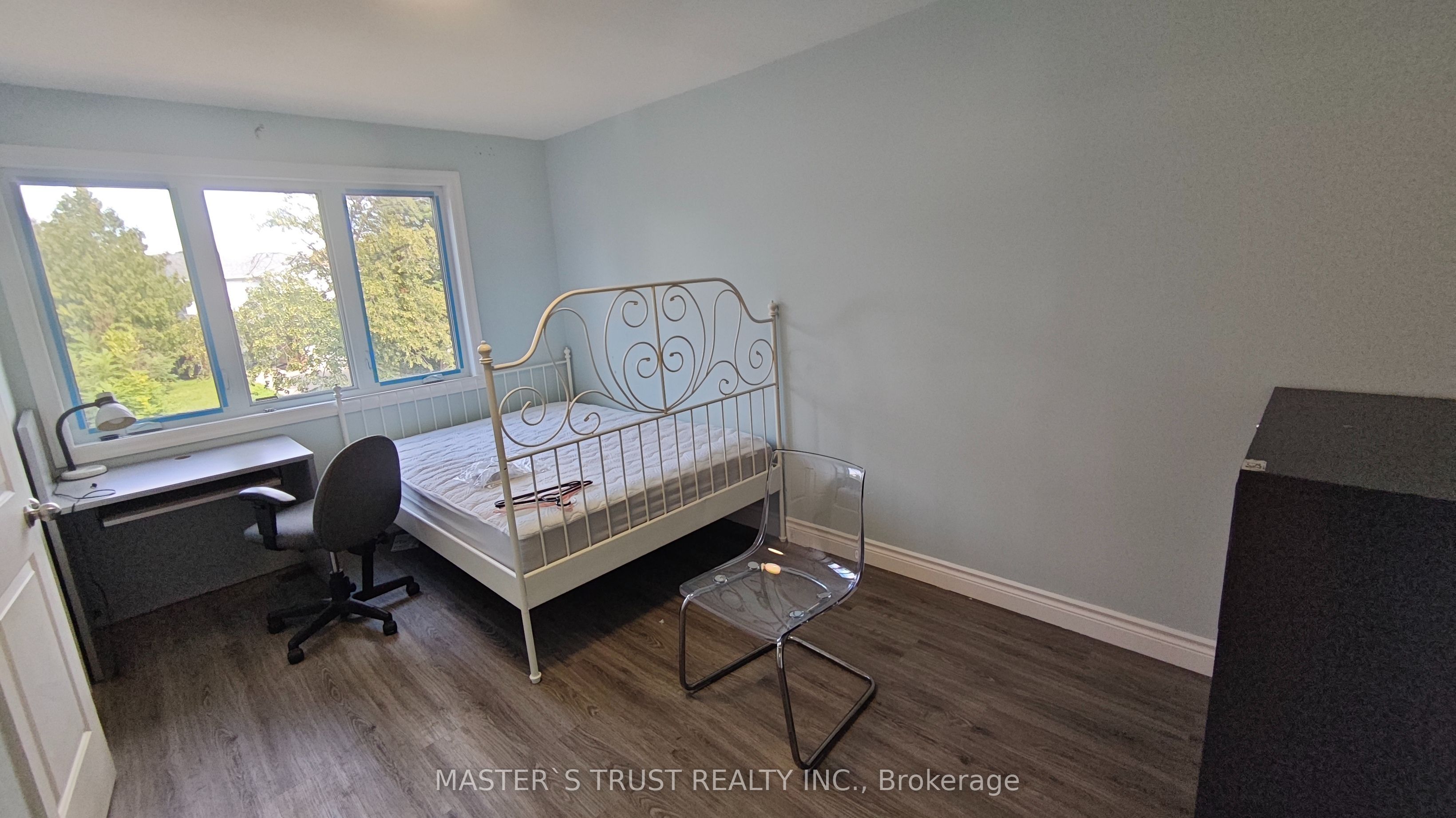 55 Apache Trail, North York 4