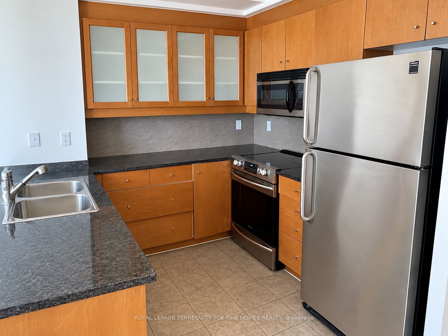 Unit 1016E - 500 Queens Quay W, Toronto 4