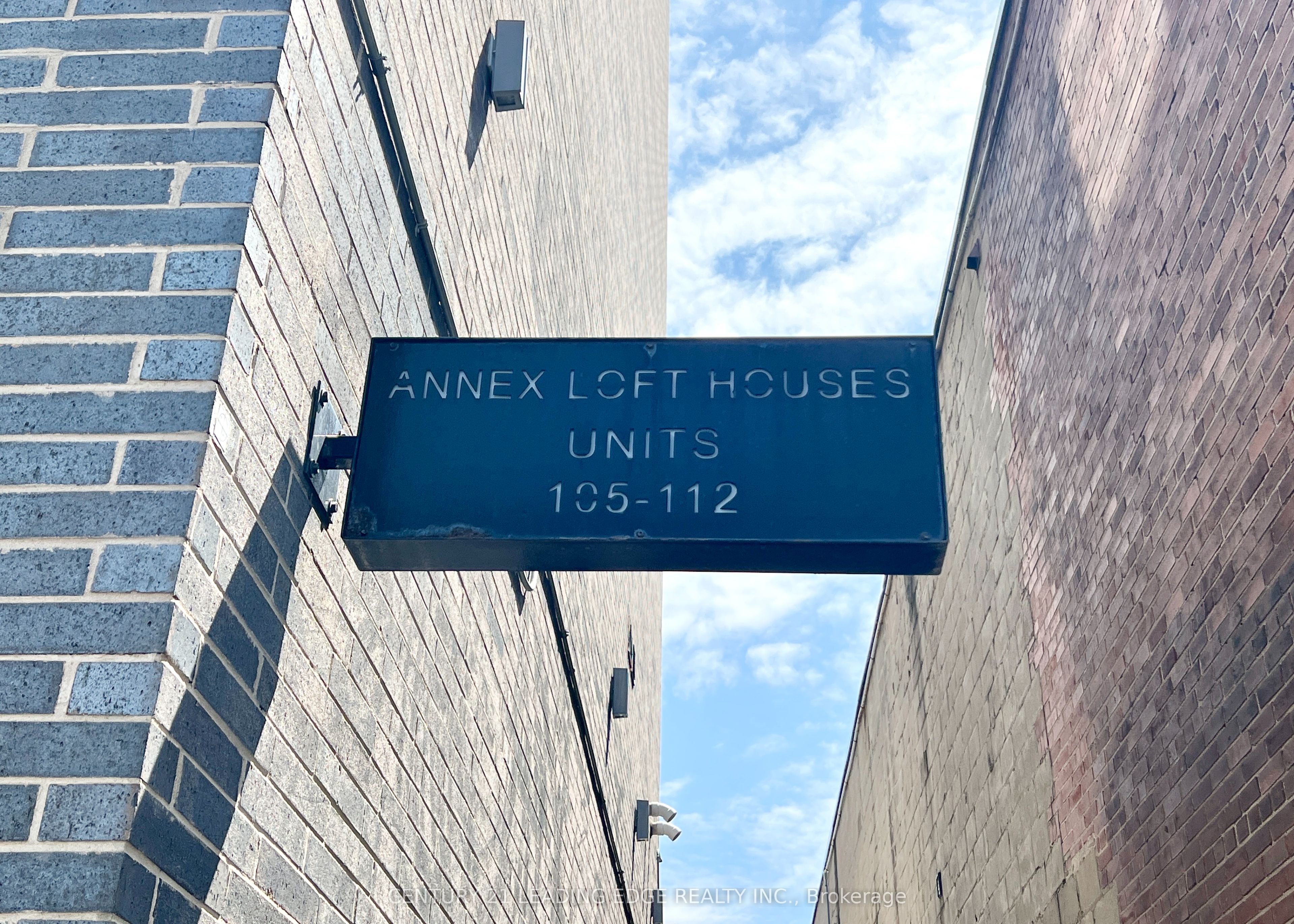 Unit 108 - 483 Dupont Street, Toronto 2