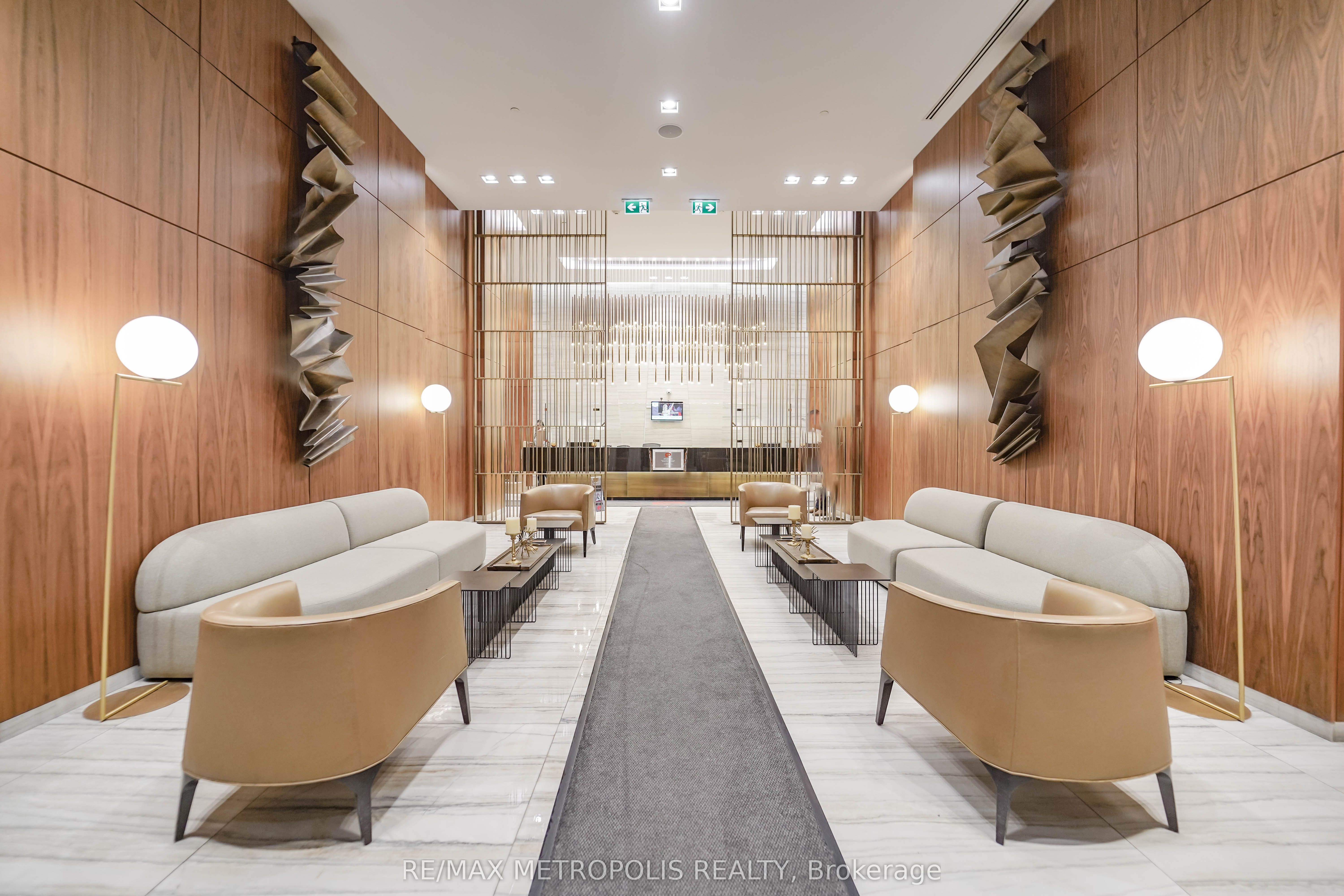 Unit 1504 - 8 Eglinton Avenue E, Toronto 4