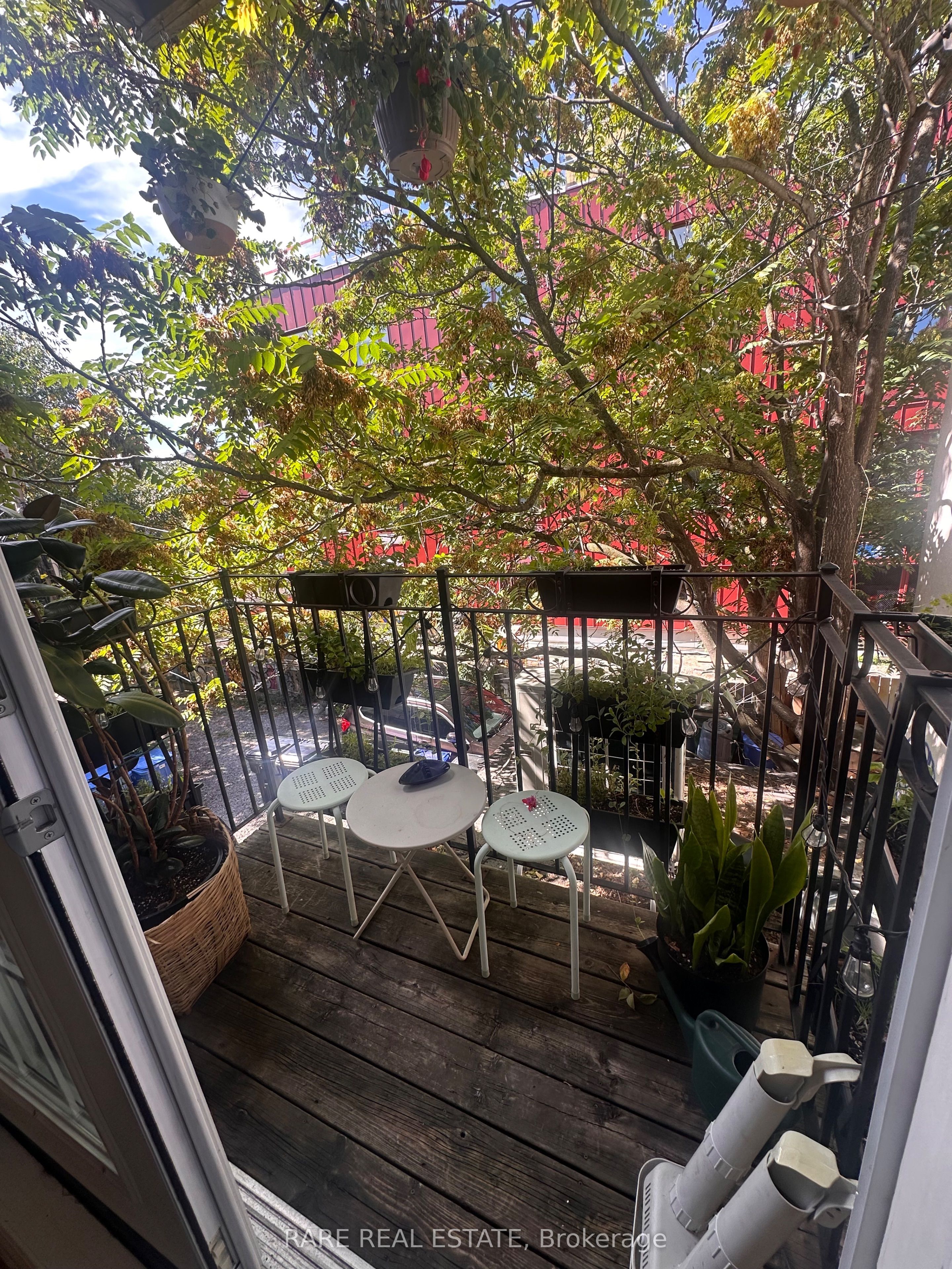Unit 3 - 198 Augusta Avenue, Toronto 4