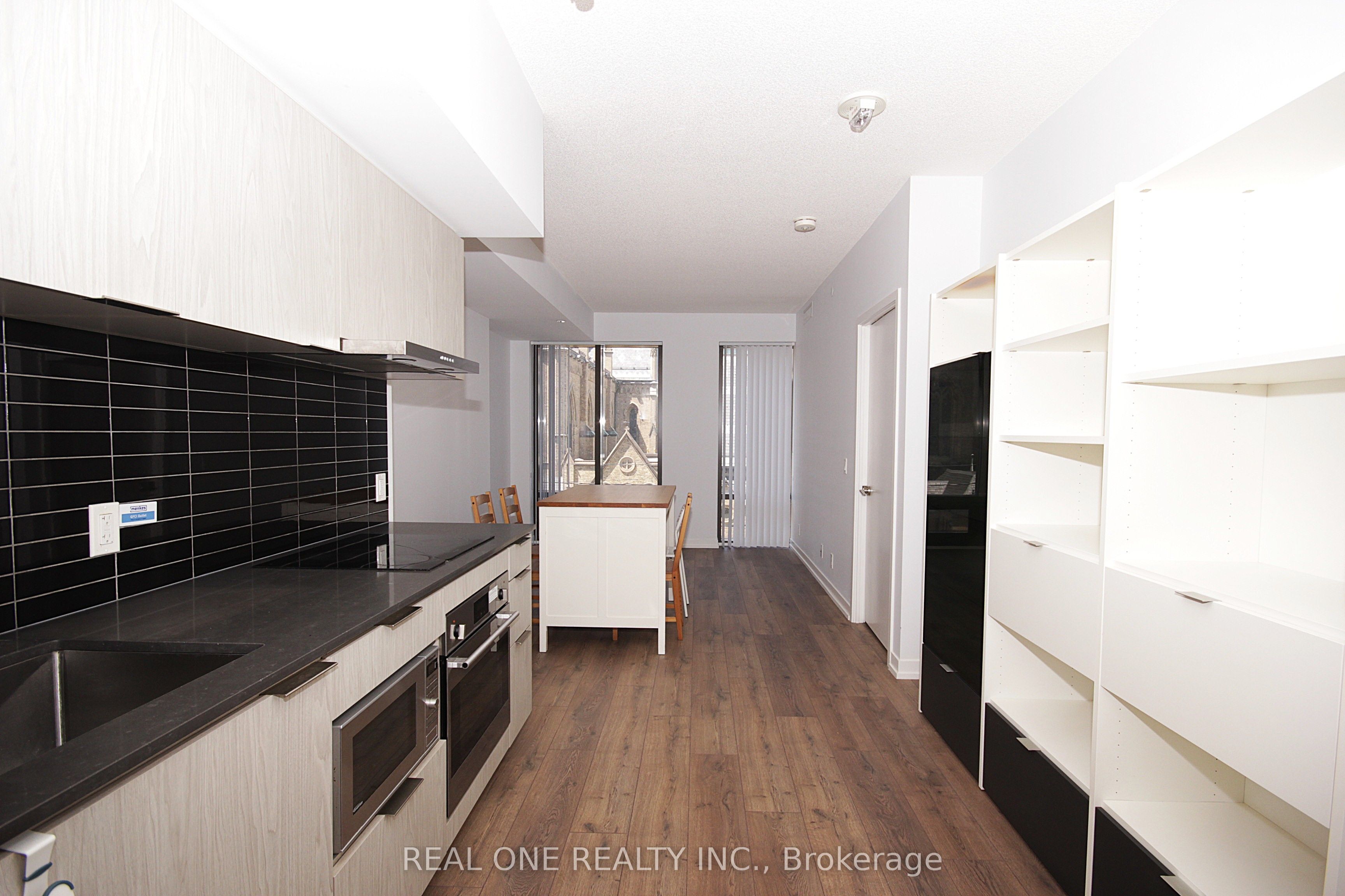 Unit 216 - 60 Shuter Street, Toronto 4