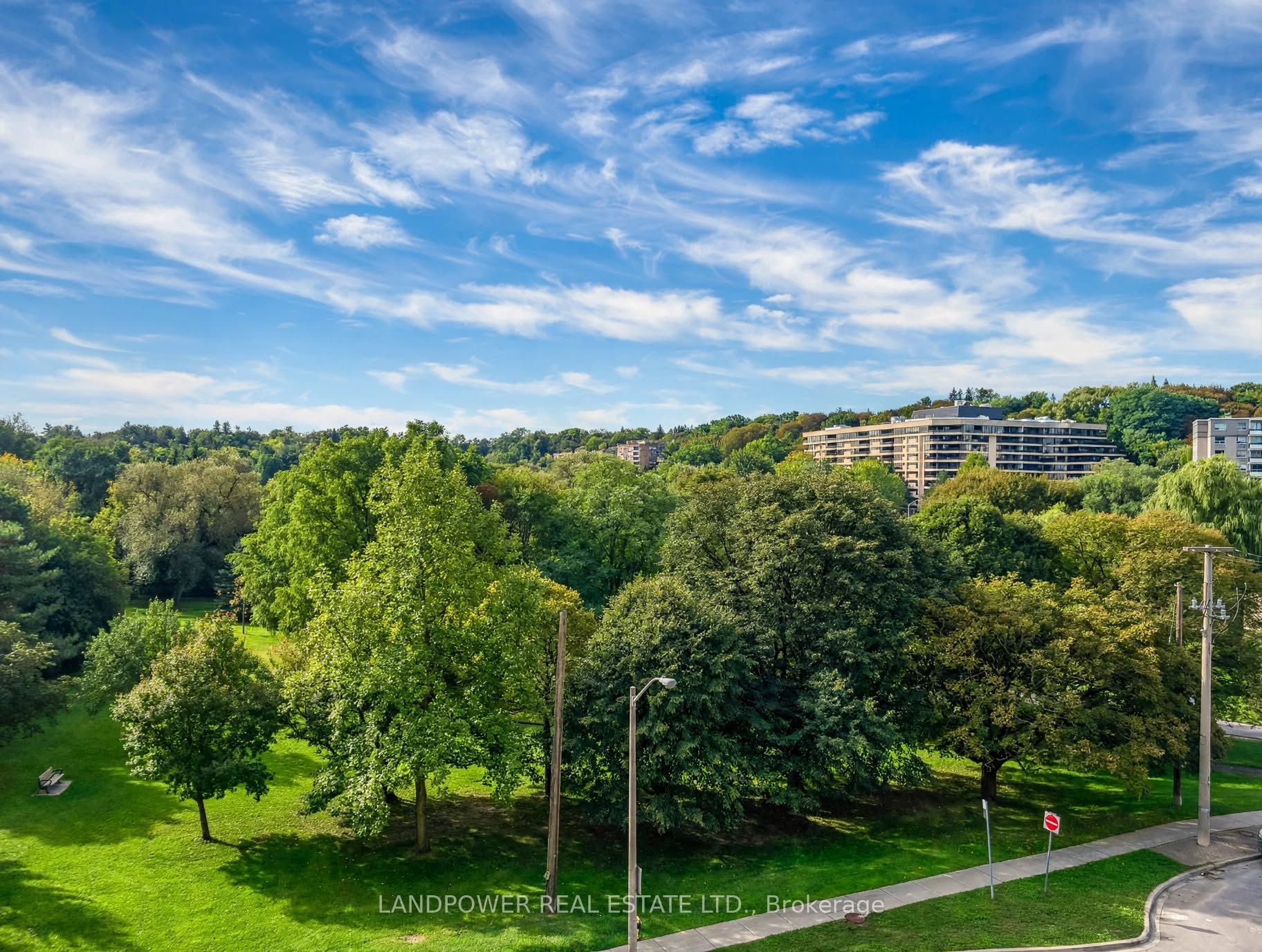 Unit 404 - 10 Old York Mills Road, North York 3