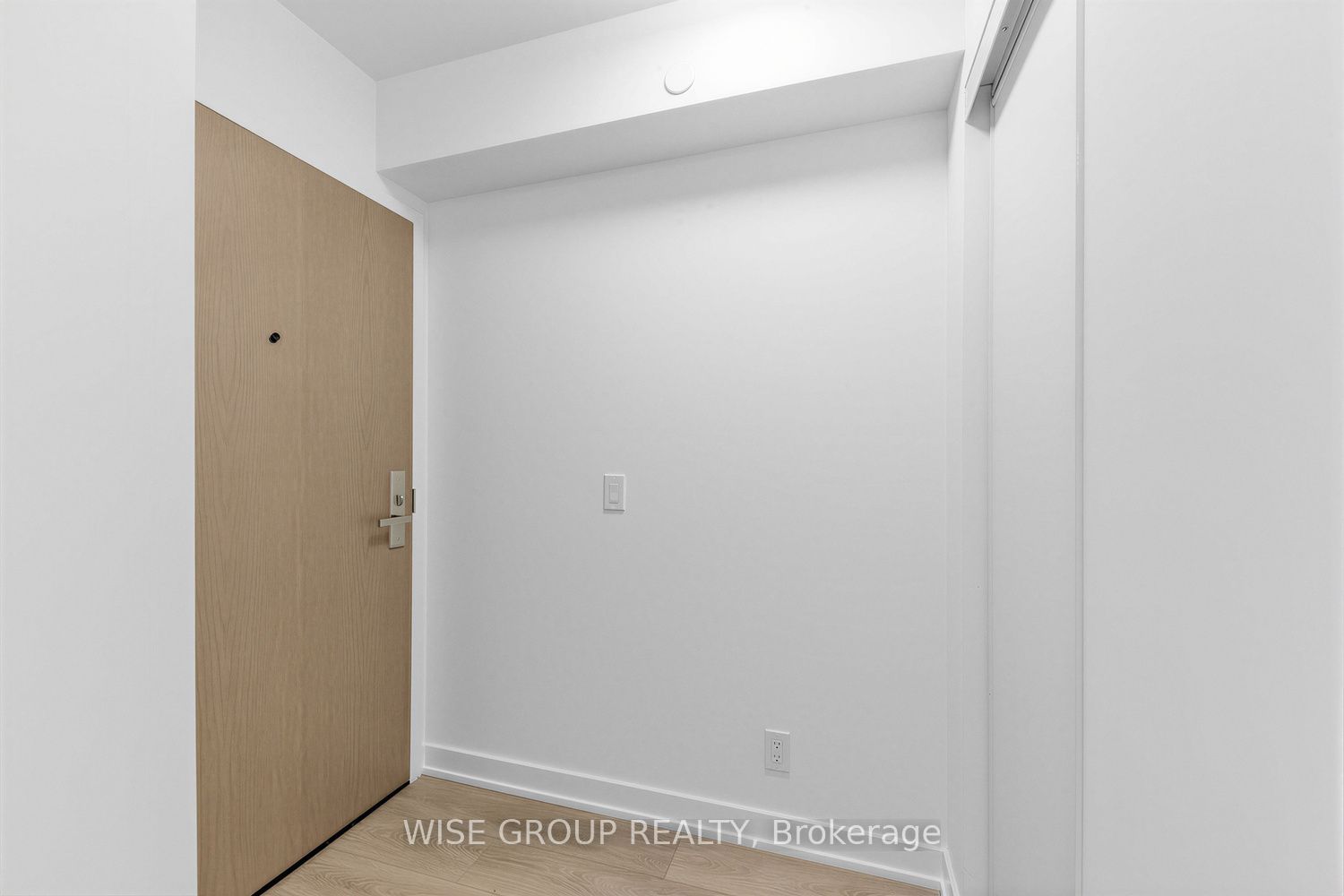Unit 1509 - 18 Tretti Way, North York 2