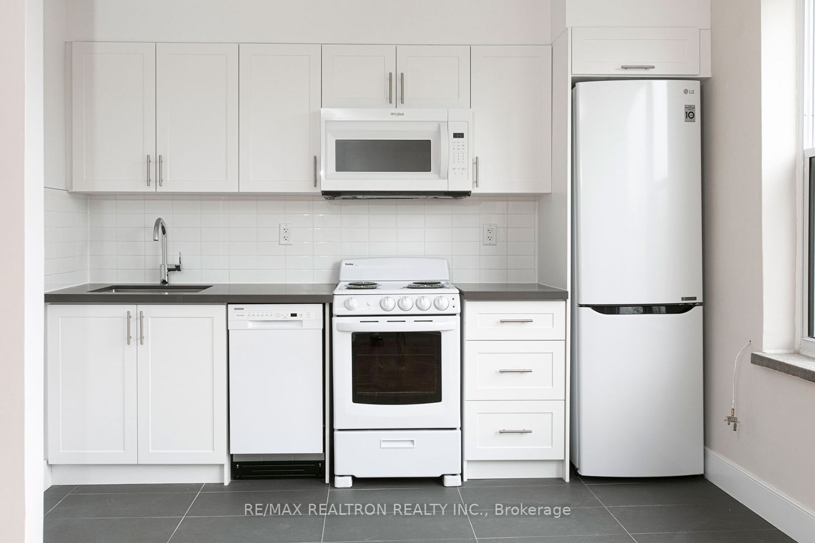 Unit 510 - 1545 Bathurst Street, Toronto 2