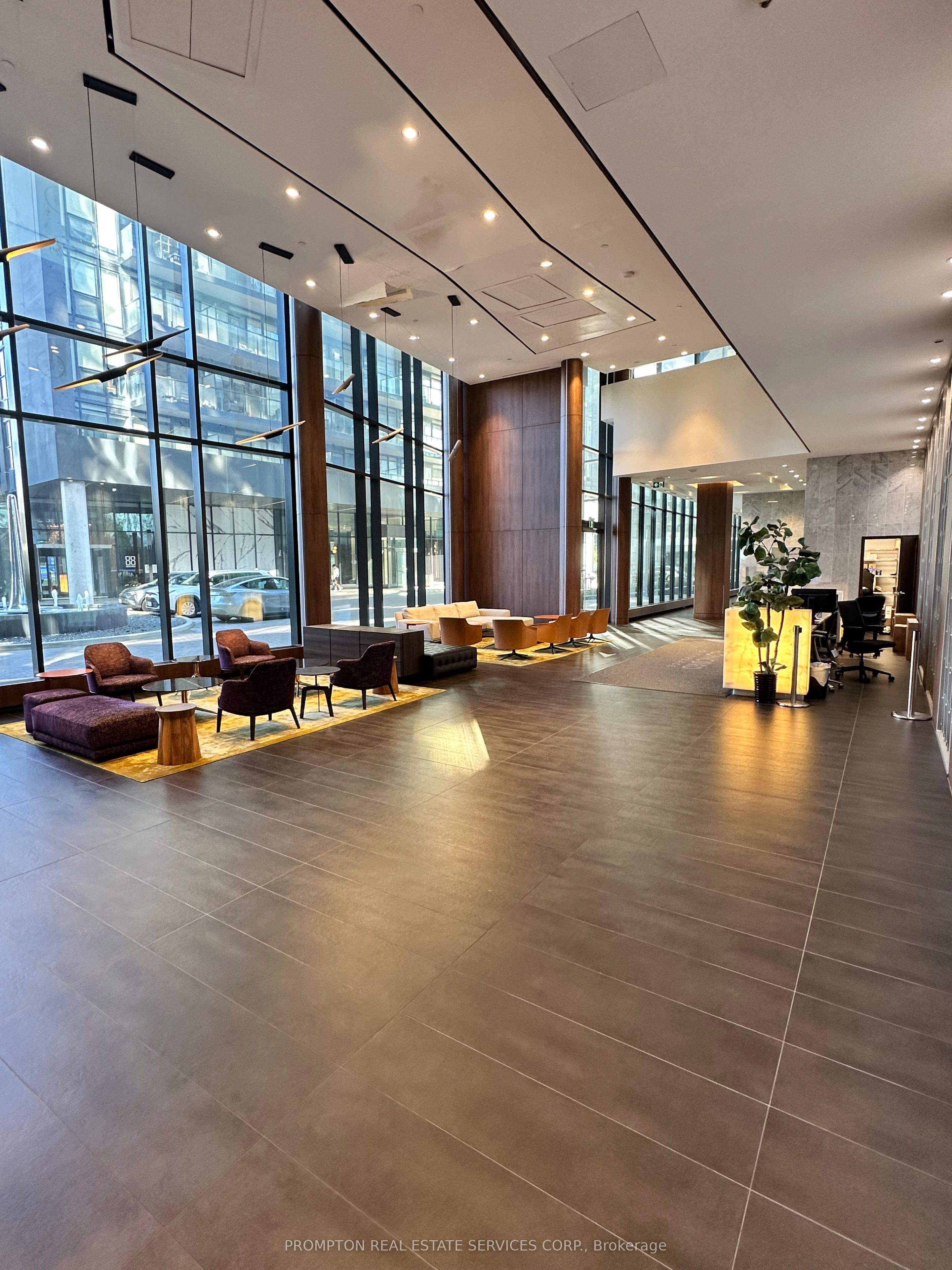 Unit 1912 - 80 Queens Wharf Road, Toronto 2