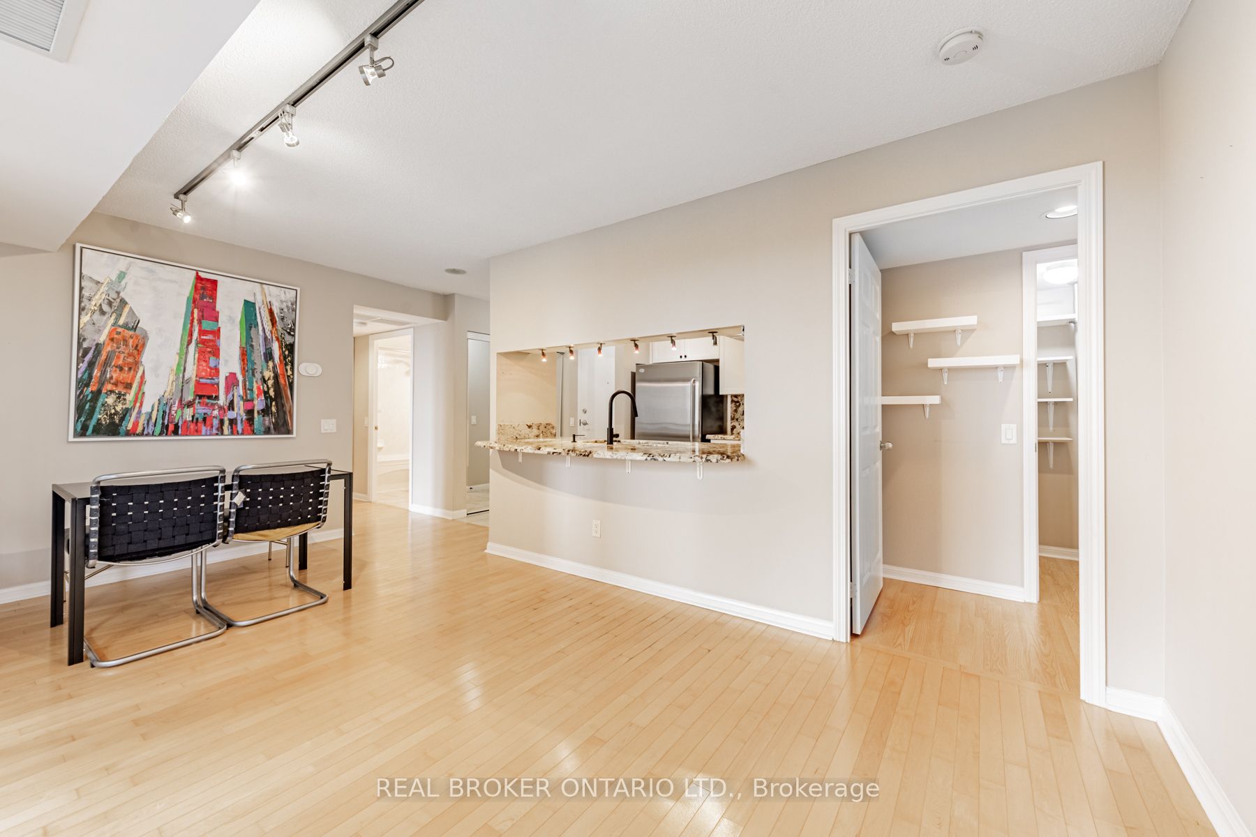 Unit 2011 - 153 Beecroft Road, North York 5