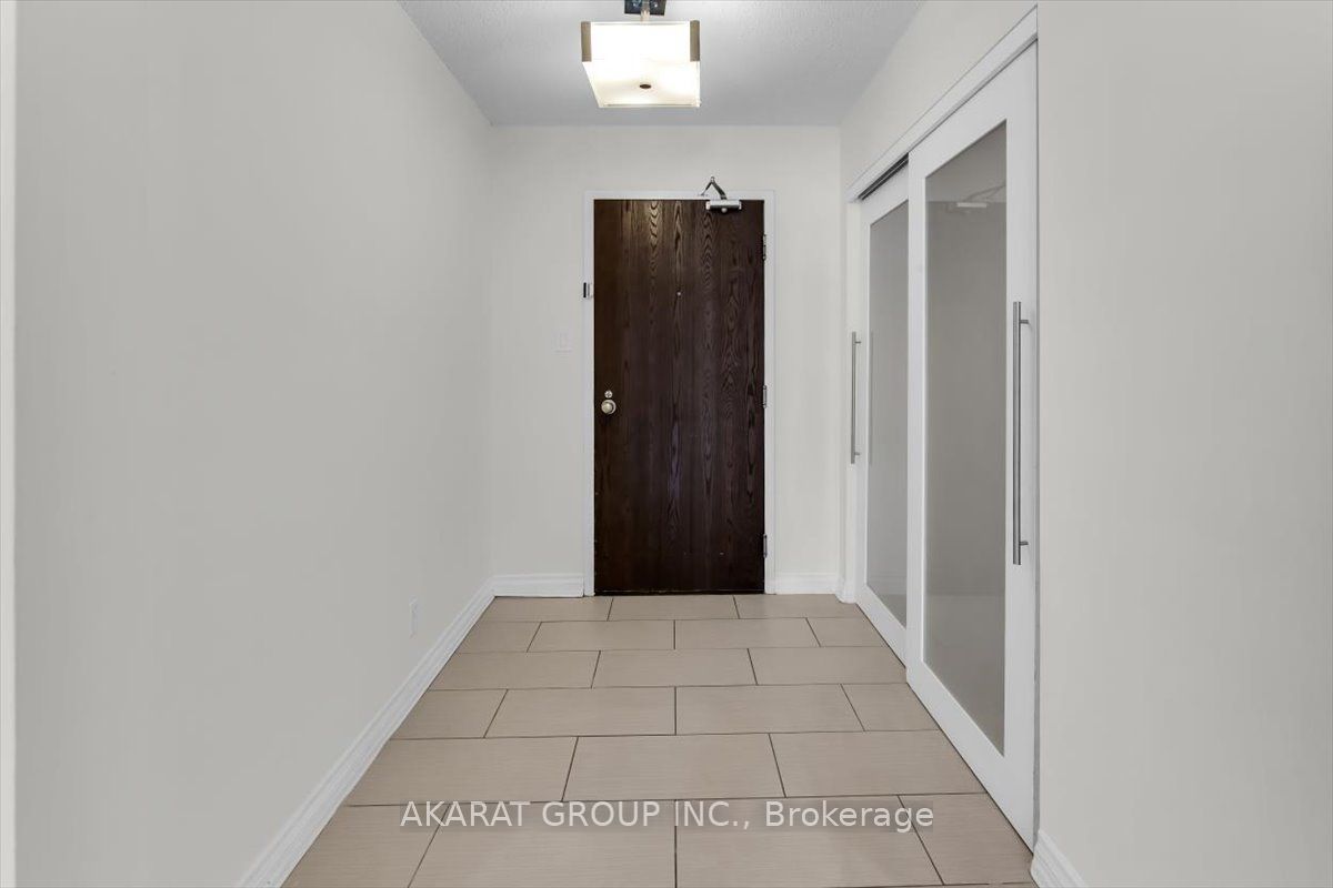 Unit 1204 - 44 Gerrard Street W, Toronto 4