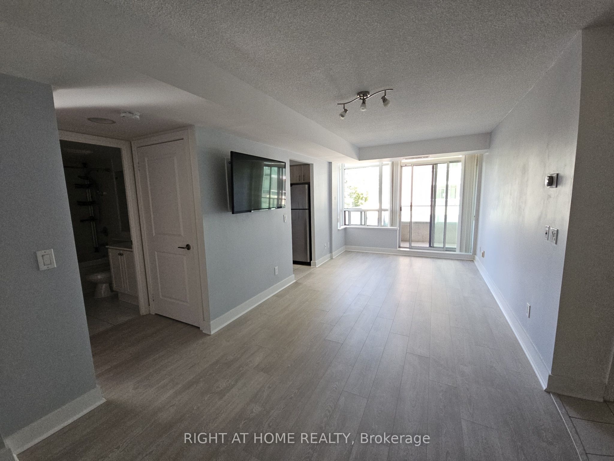 Unit 310 - 31 Bales Avenue, North York 5
