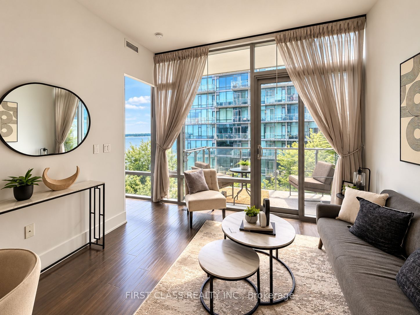 Unit 625 - 39 Queens Quay E, Toronto 3