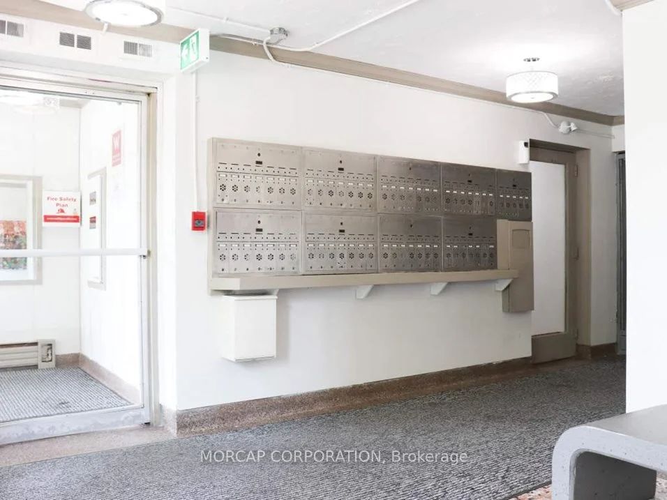 Unit 501 - 2895 Bathurst Street, Toronto 2