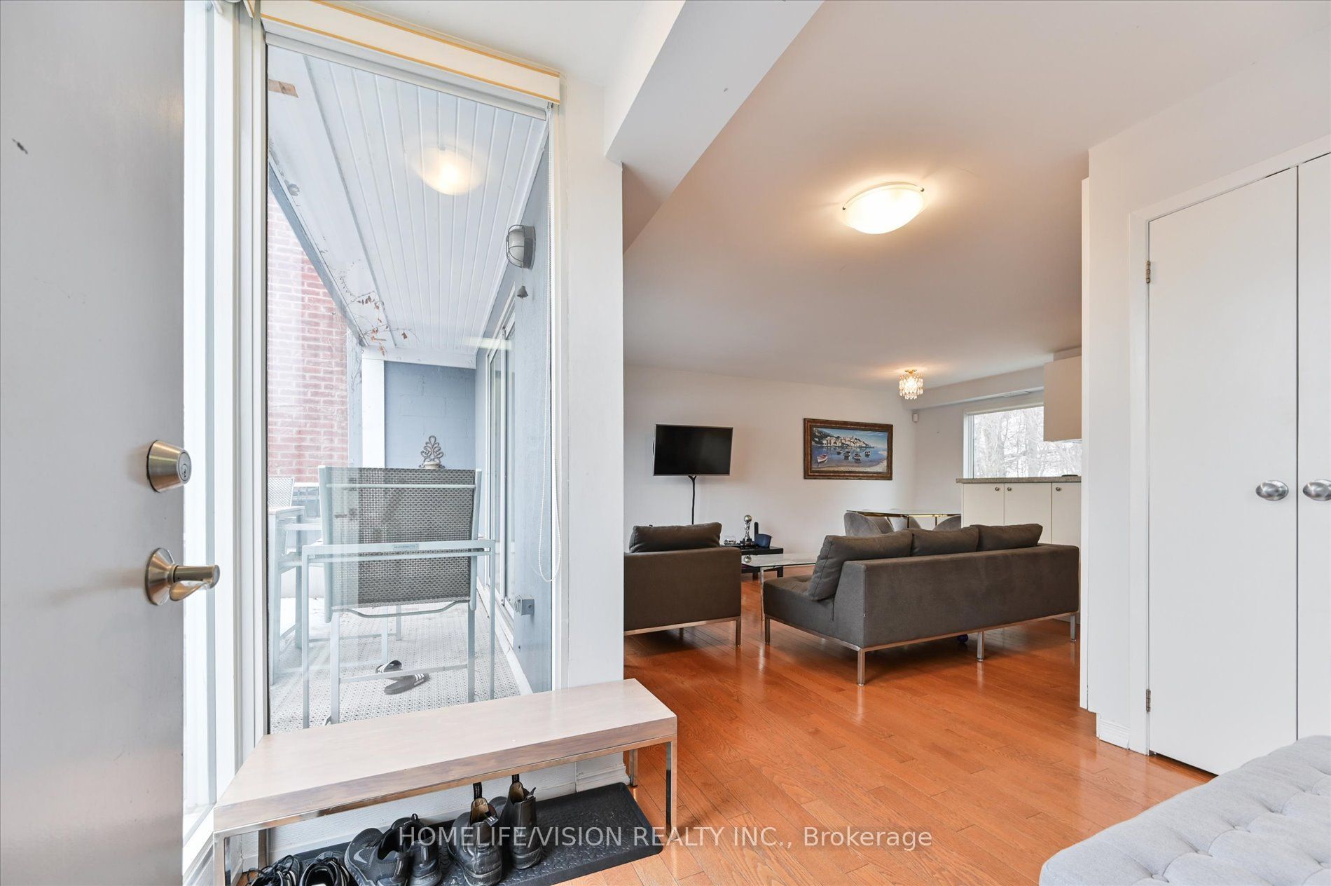 Unit 2nd Flr - 400 Summerhill Avenue, Toronto 3
