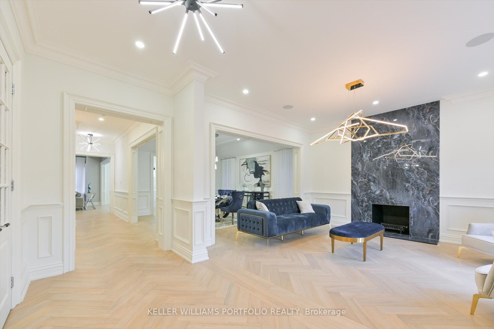 27 True Davidson Drive, Toronto 5