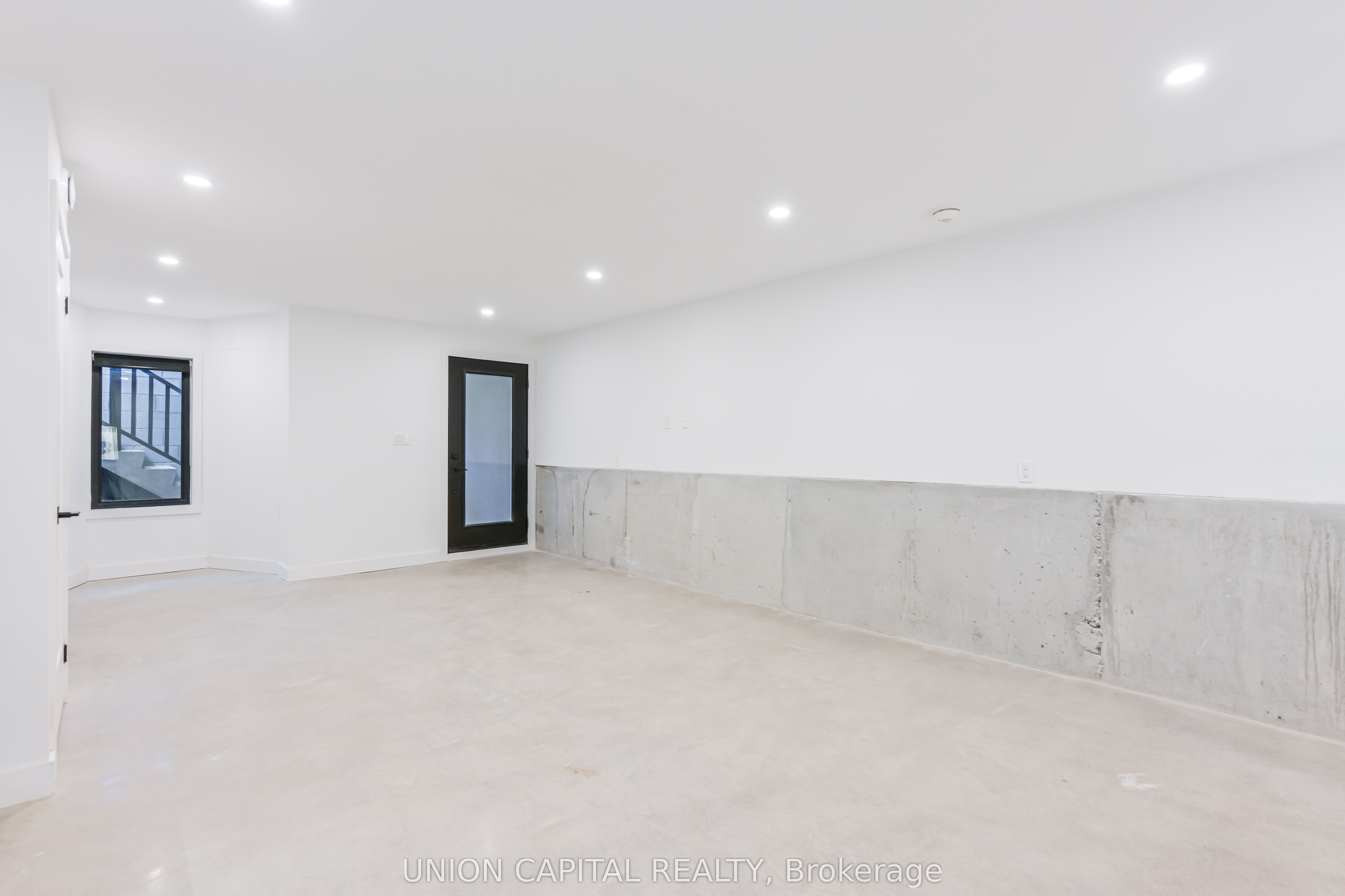 Unit 1 - 156 Dovercourt Road, Toronto 5