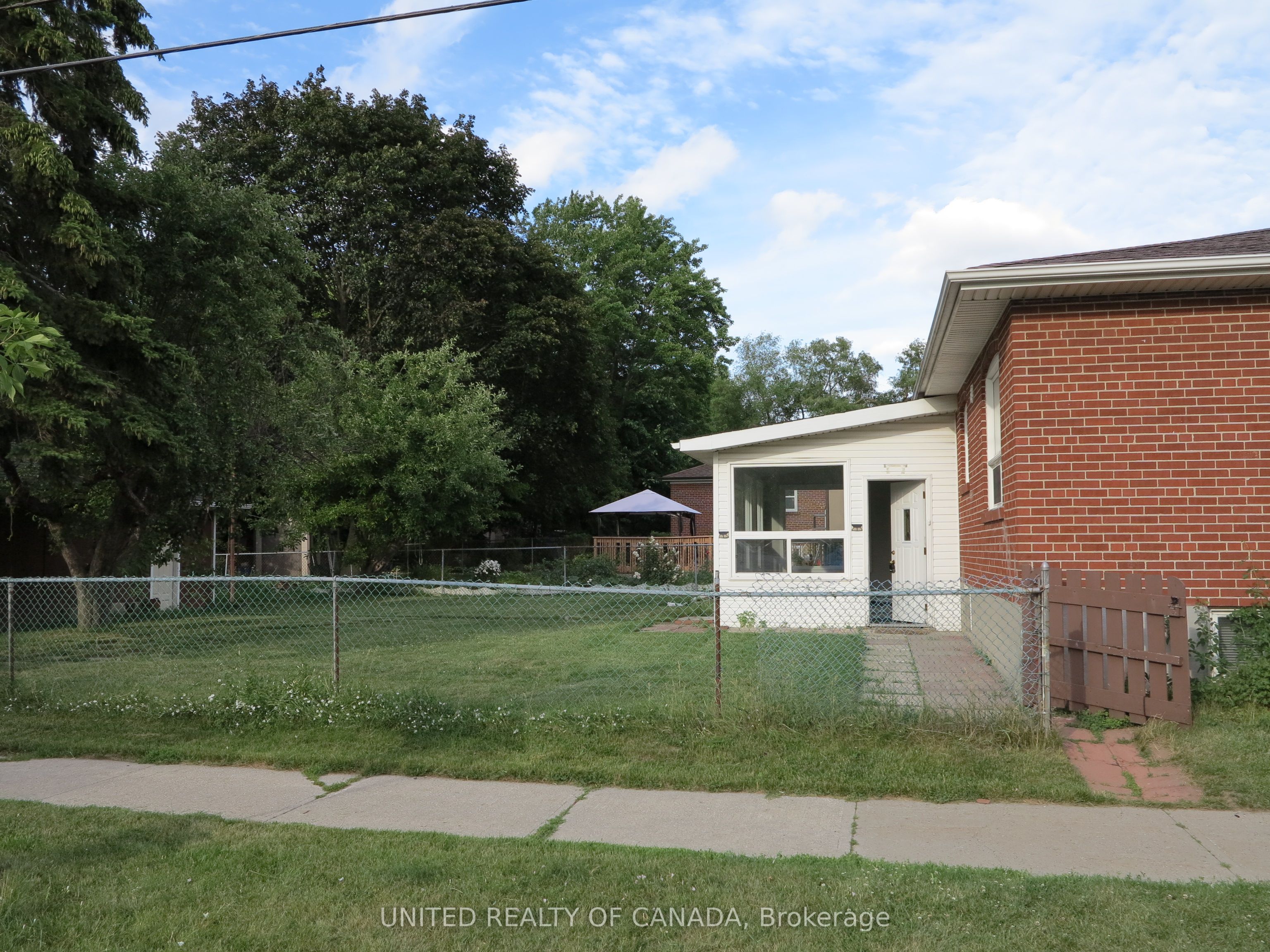 456 Drewry Avenue, North York 5