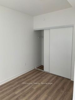 Unit 609 - 15 Queens Quay E, Toronto 4