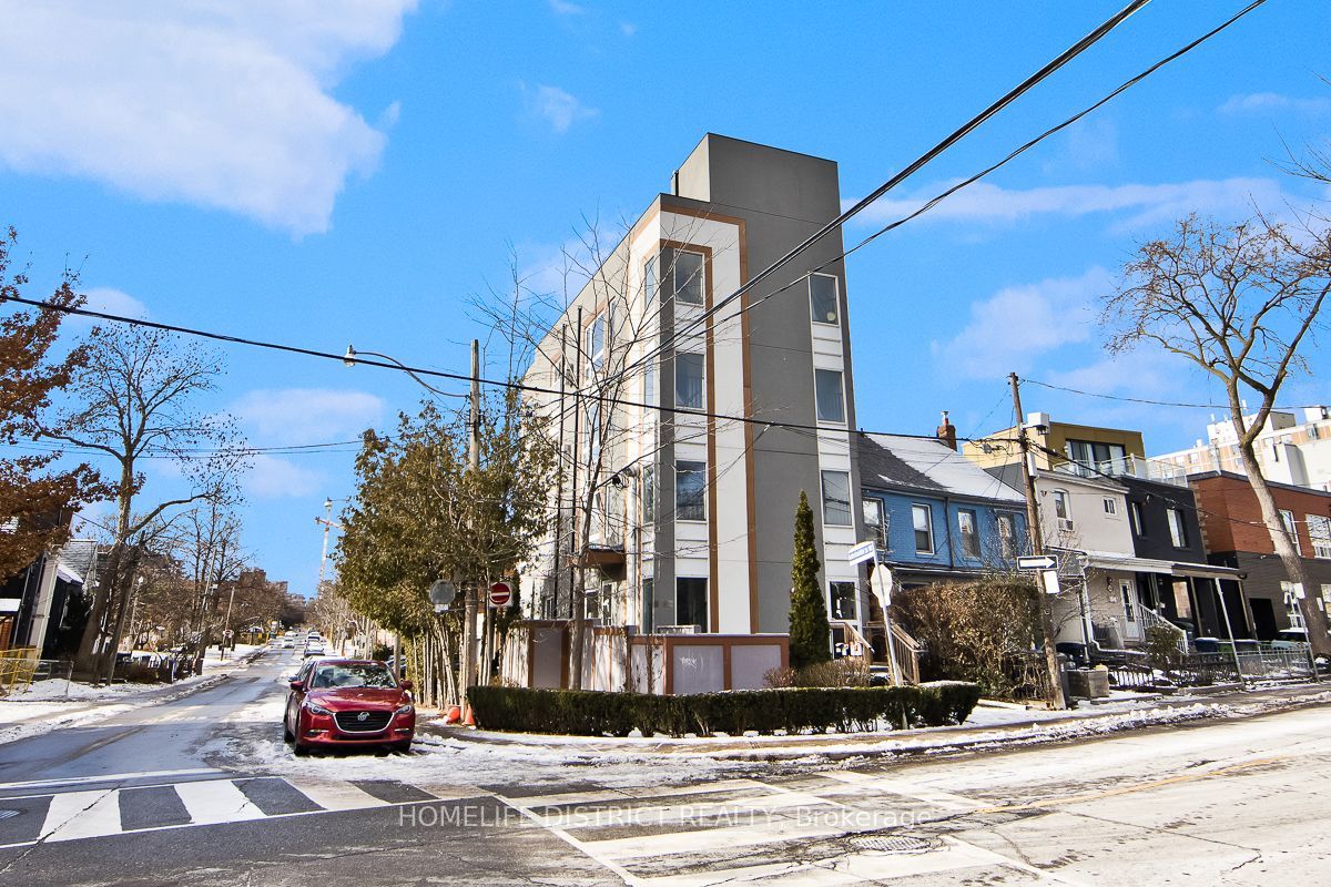Unit 200 - 243 Niagara Street, Toronto 2