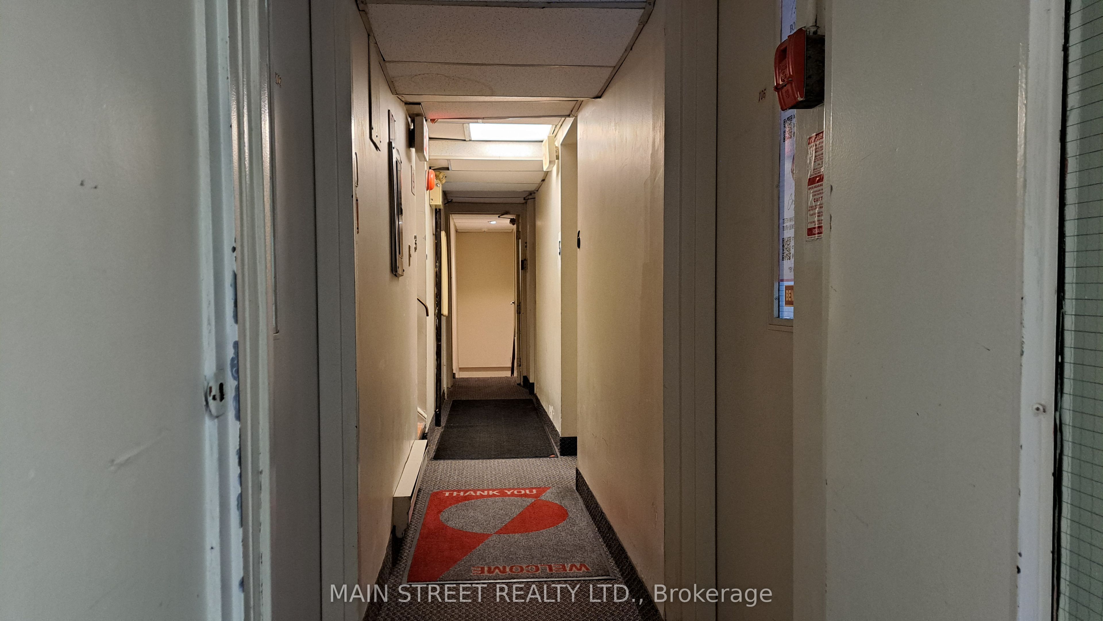 Unit 3 - 2588A Yonge Street, Toronto 4