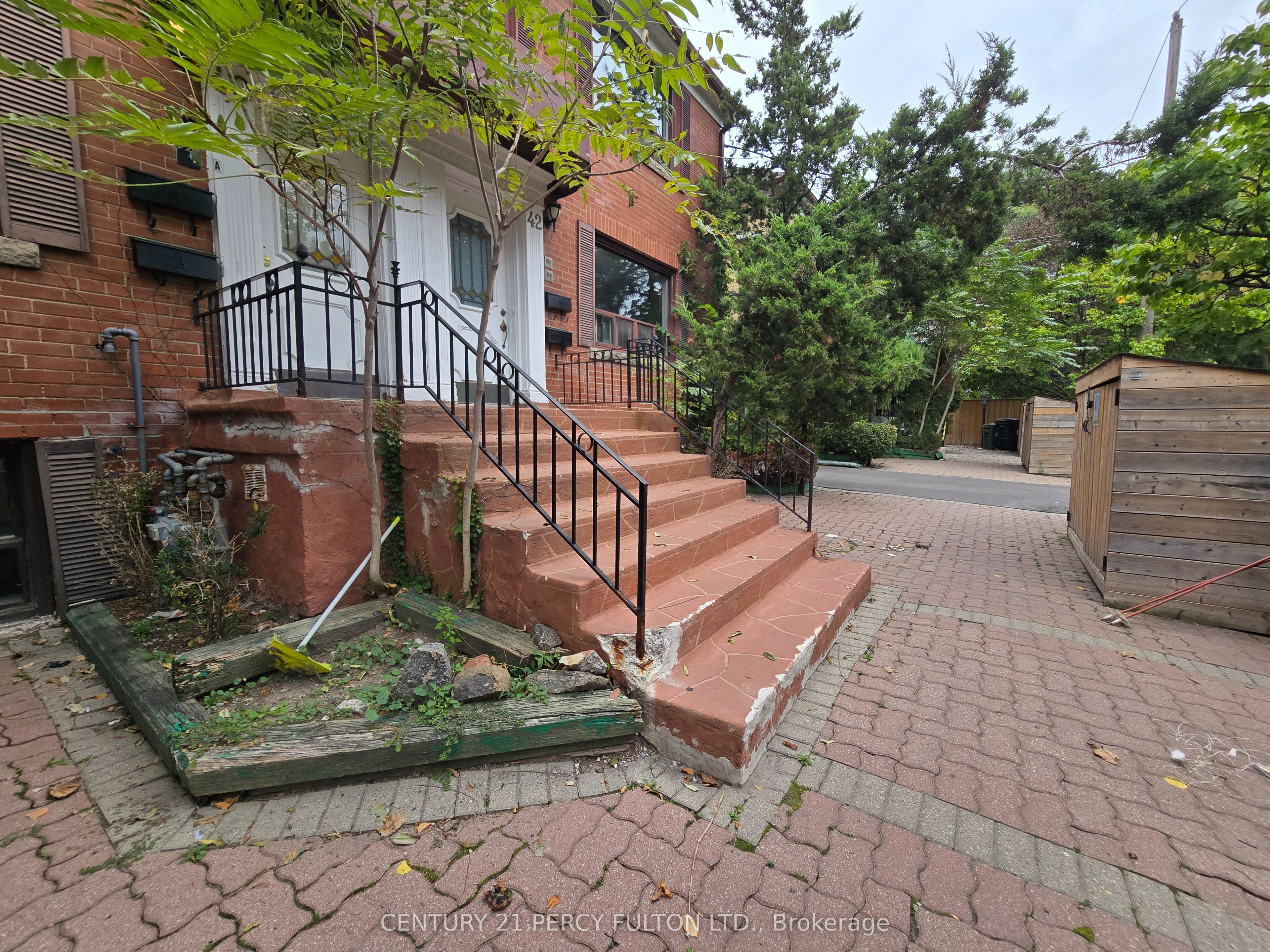 Unit 40 B - 40 Hillsdale Avenue E, Toronto 2