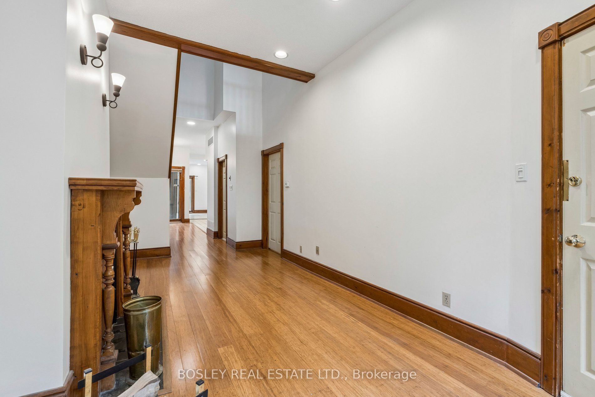 Unit Main - 297 Sumach Street, Toronto 5