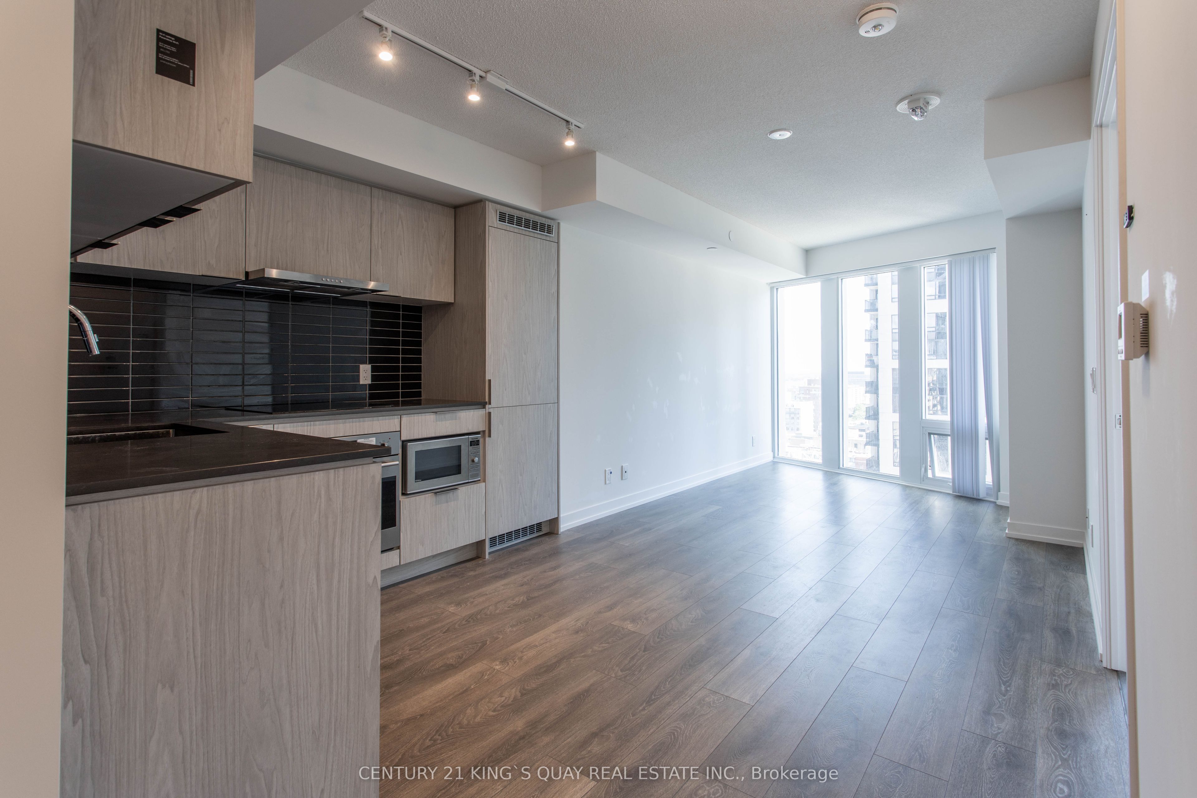 Unit 2005 - 60 Shuter Street, Toronto 4