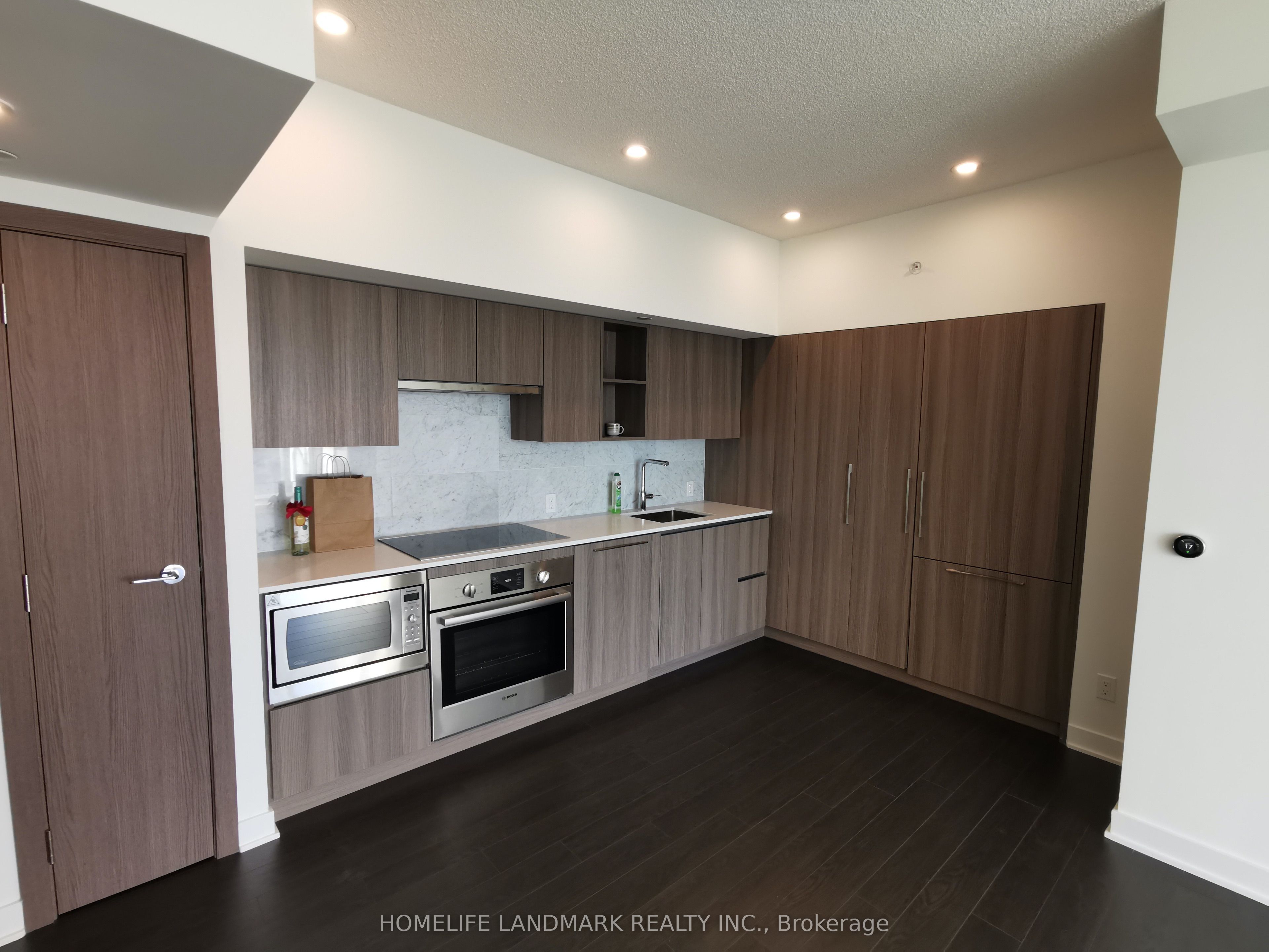 Unit 2115 - 17 Bathurst Street, Toronto 3