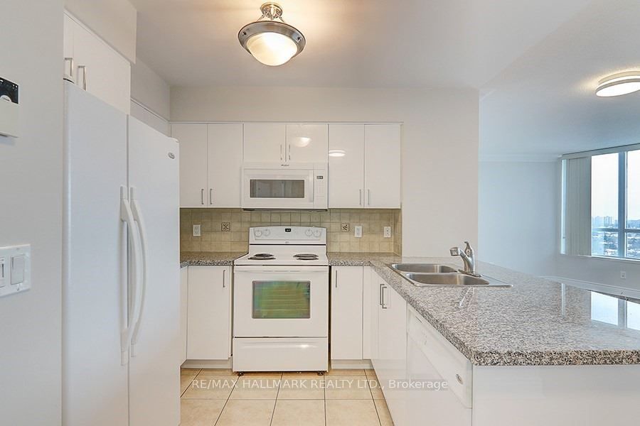 Unit 1306 - 15 Greenview Avenue, North York 5