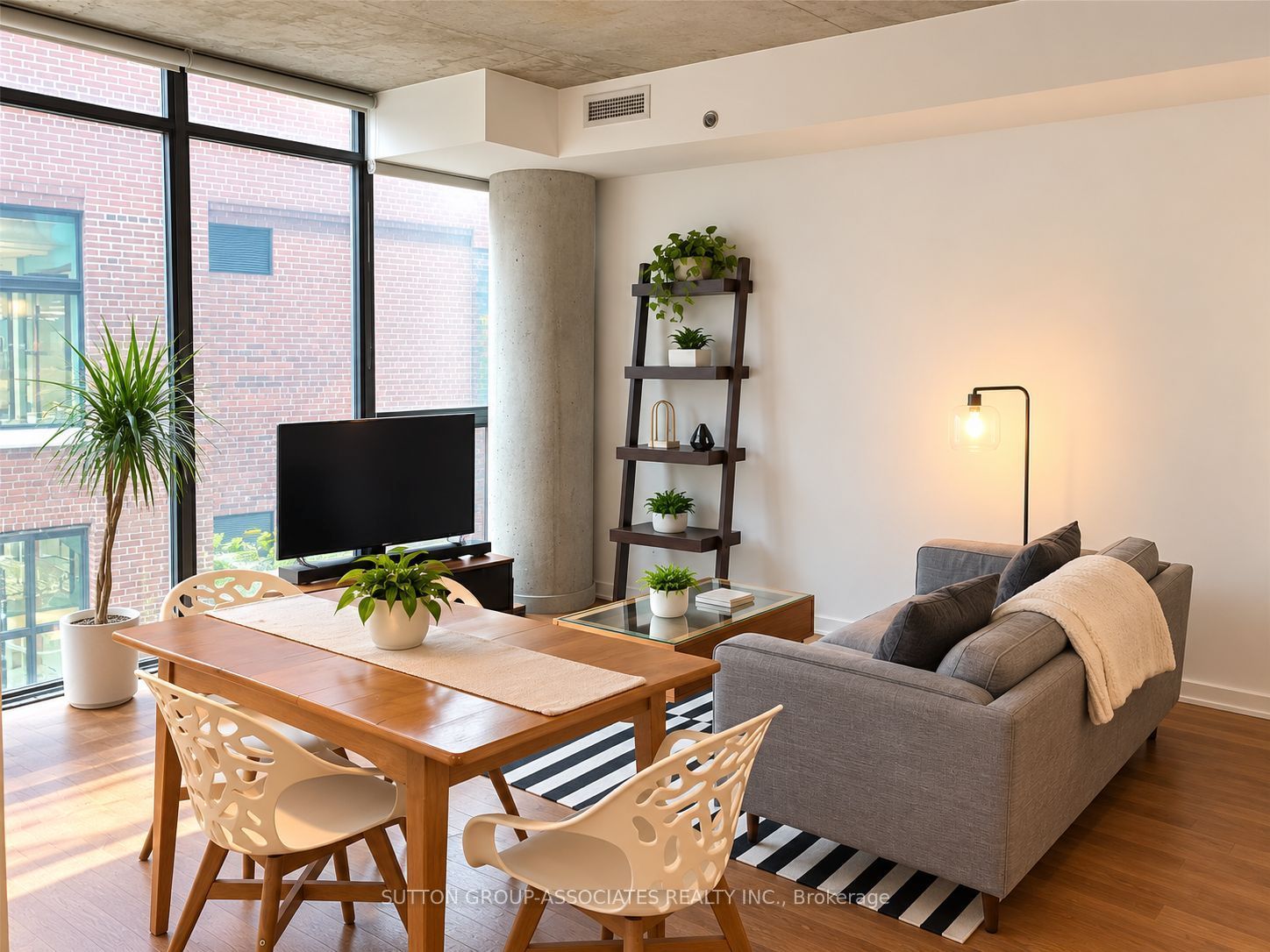 Unit 606 - 15 Beverley Street, Toronto 3