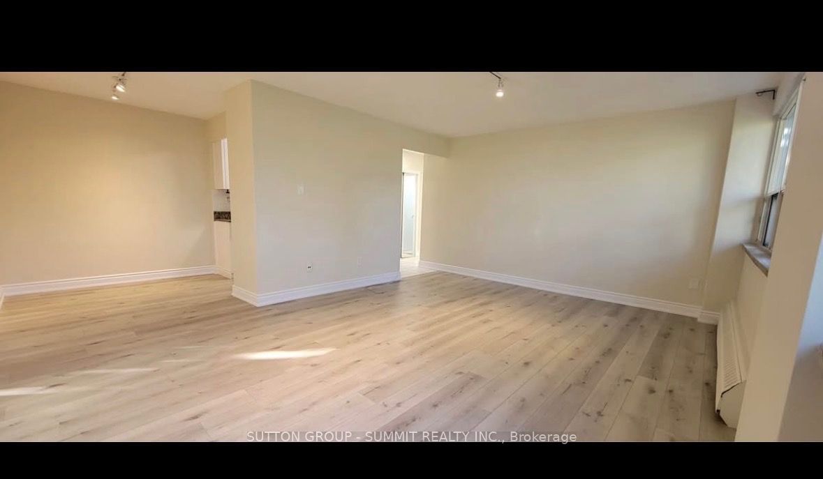 Unit 301 - 105 Raglan Avenue, Toronto 3