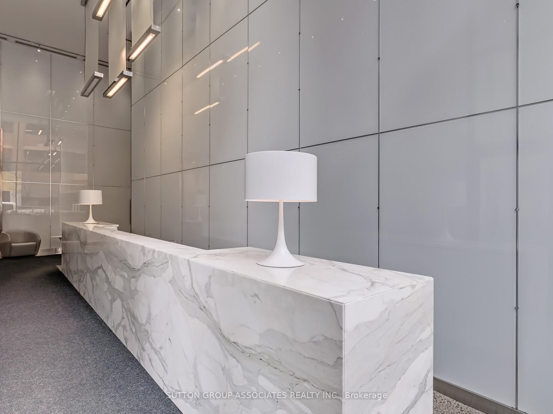 Unit 811 - 138 Princess Street, Toronto 3