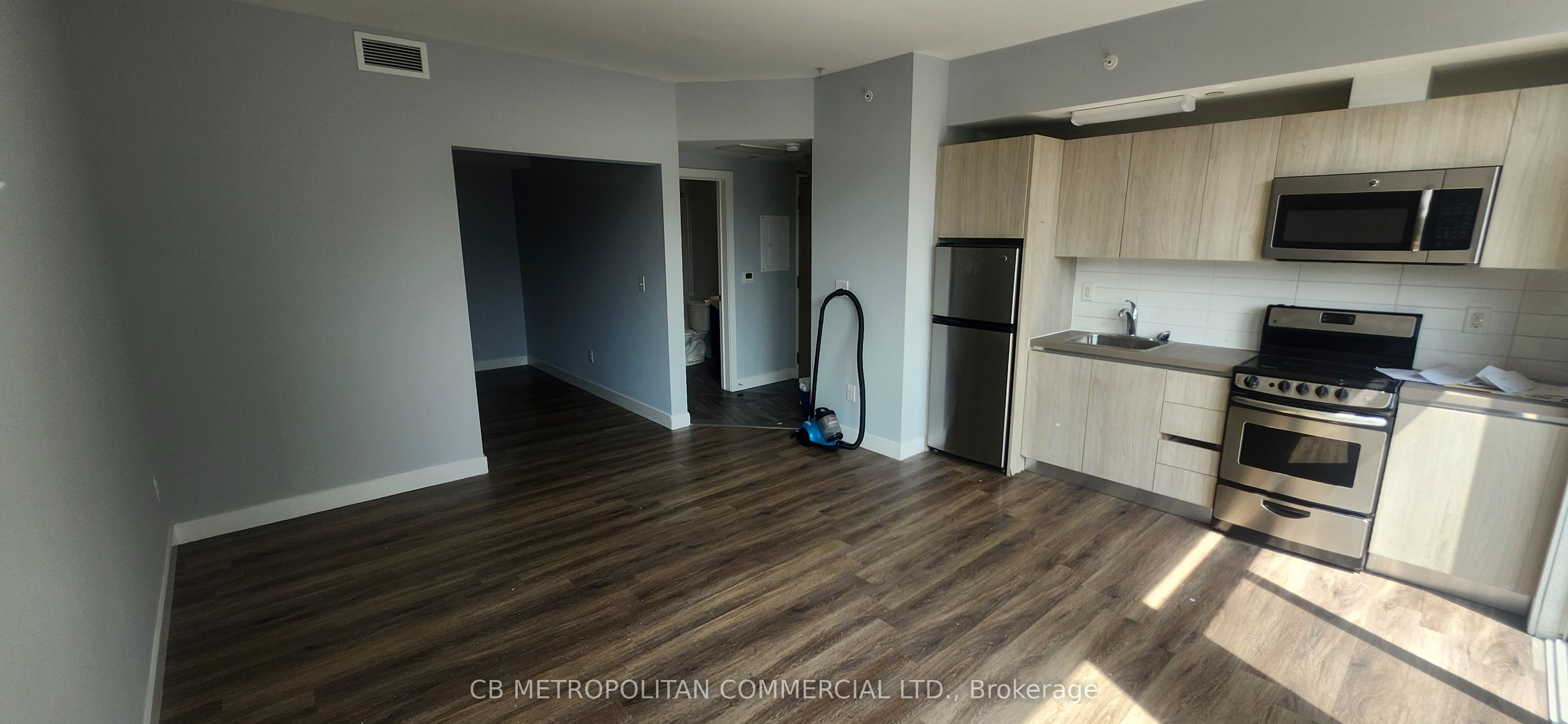Unit 303 - 335 College Street, Toronto 4