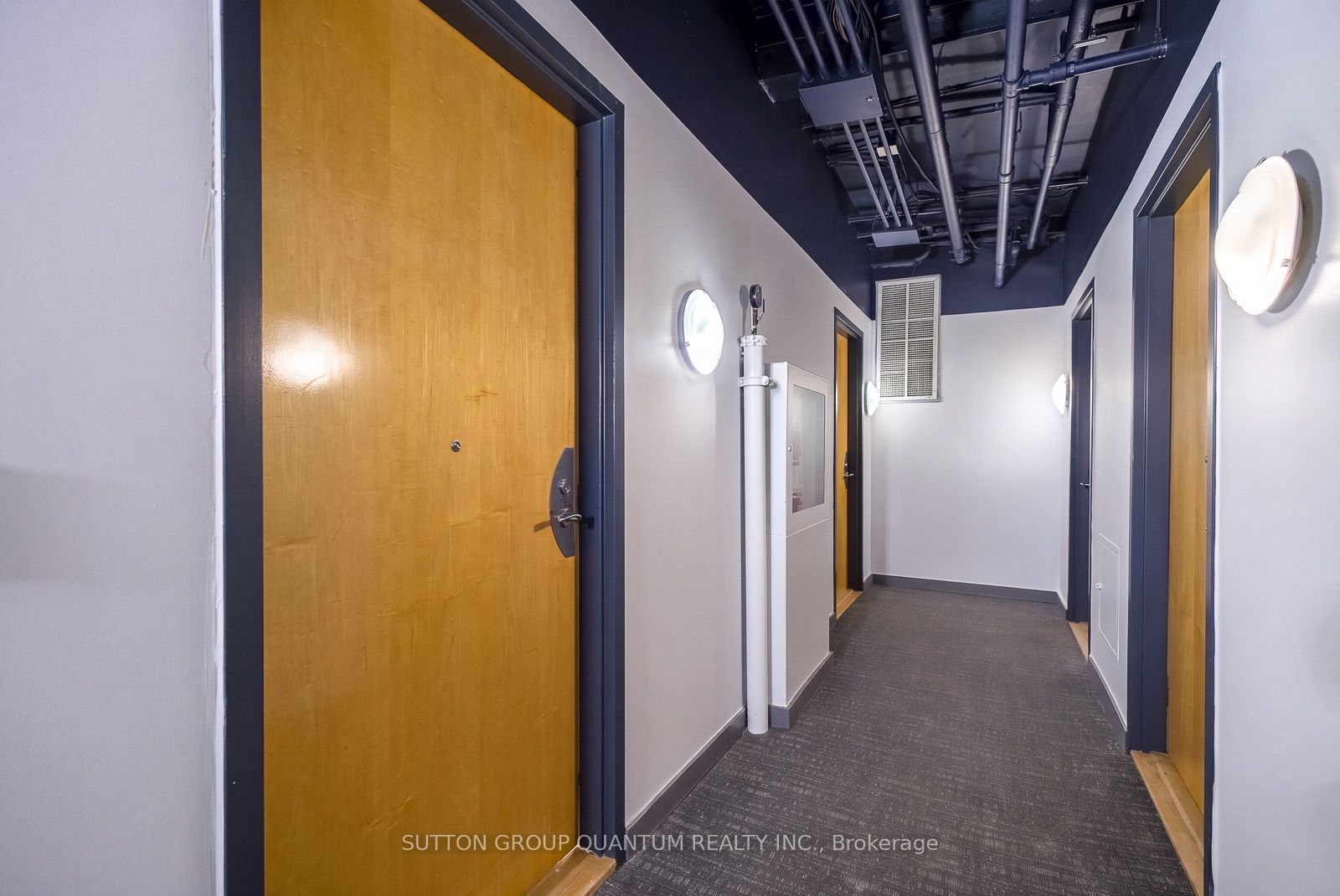 Unit 413 - 81A Front Street E, Toronto 4
