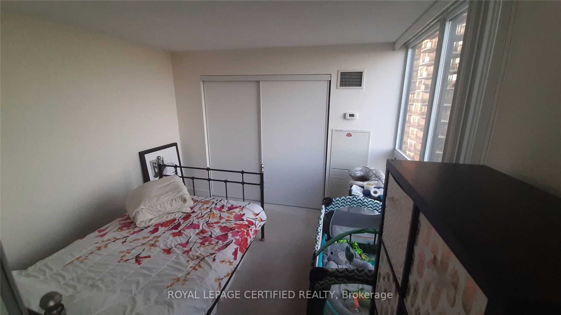 Unit 1705 - 23 Sheppard Avenue E, North York 5