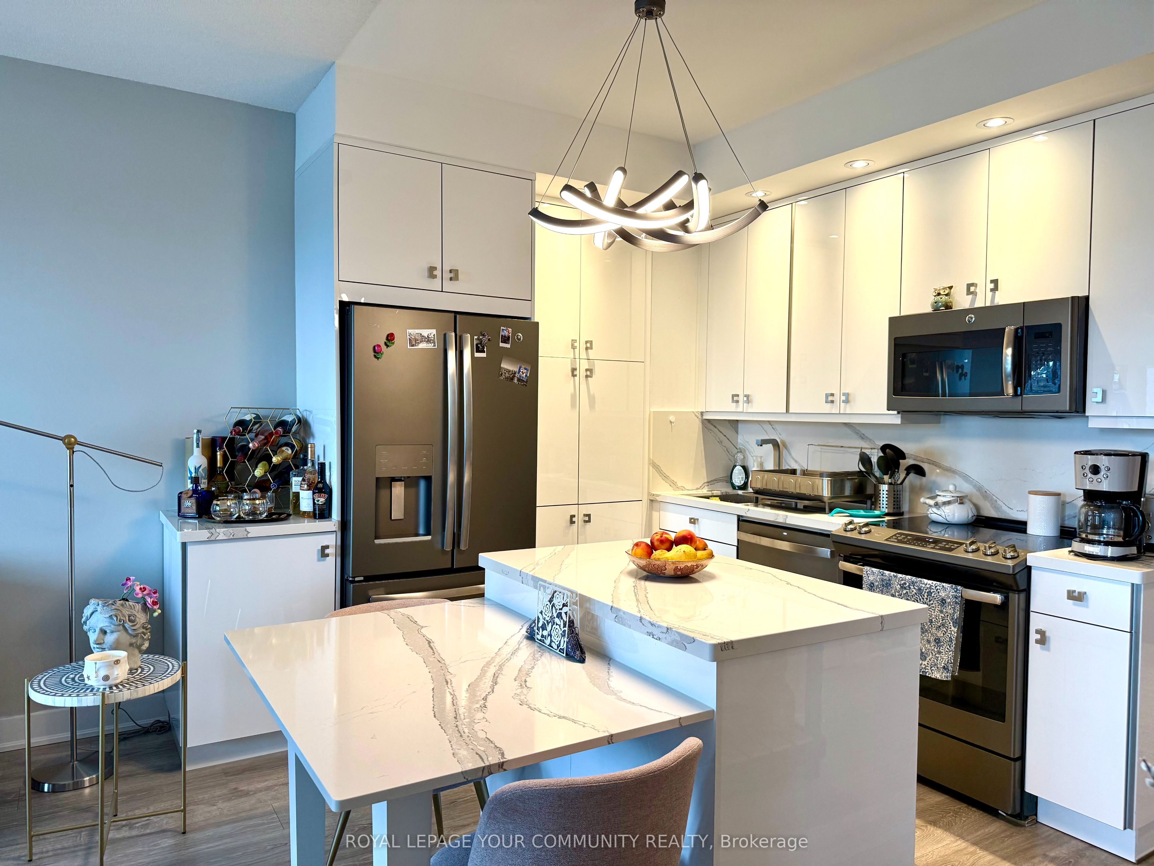 Unit 1907 - 28 Linden Street, Toronto 5