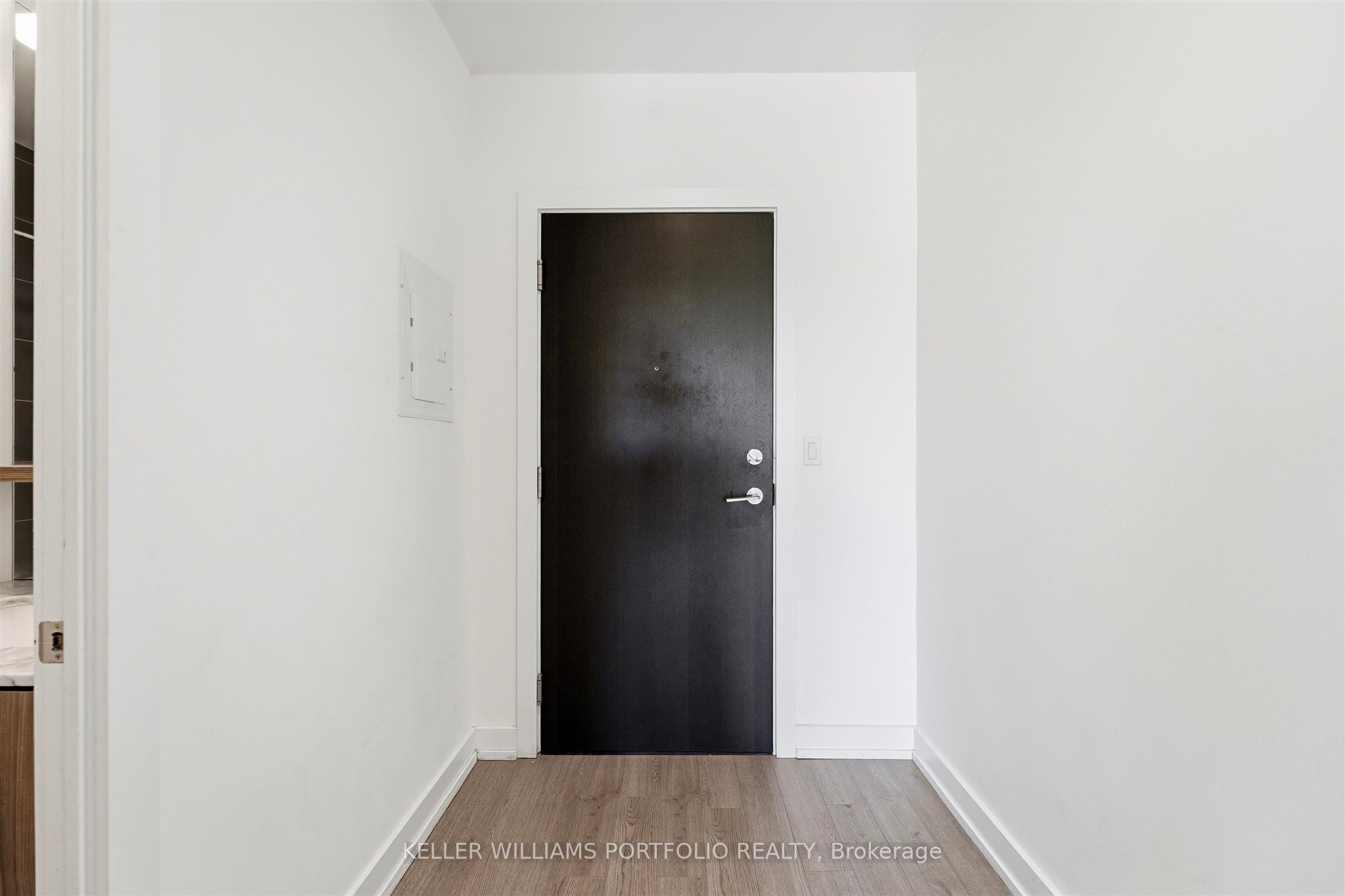 Unit 516 - 6 Parkwood Avenue, Toronto 4