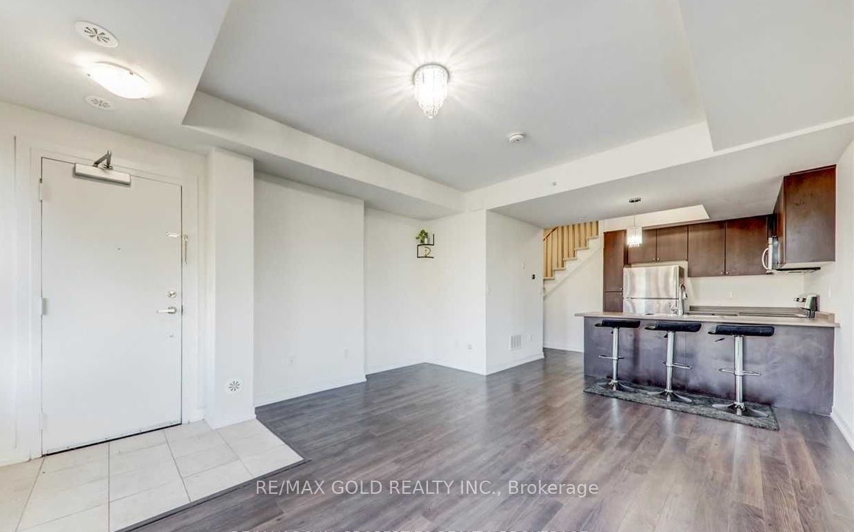 Unit 201 - 1555 Kingston Road, Pickering 5