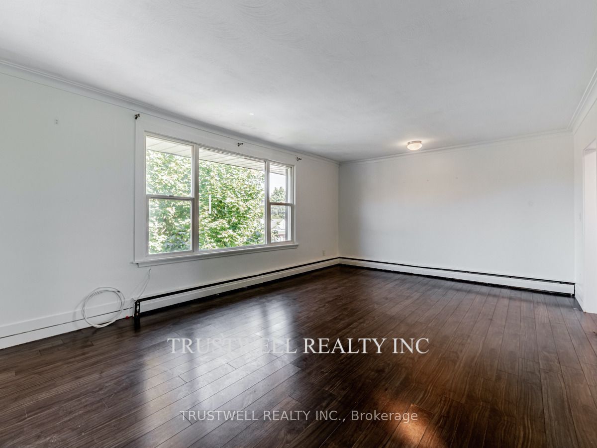 Unit 3 - 105 Mary Street E, Whitby 5