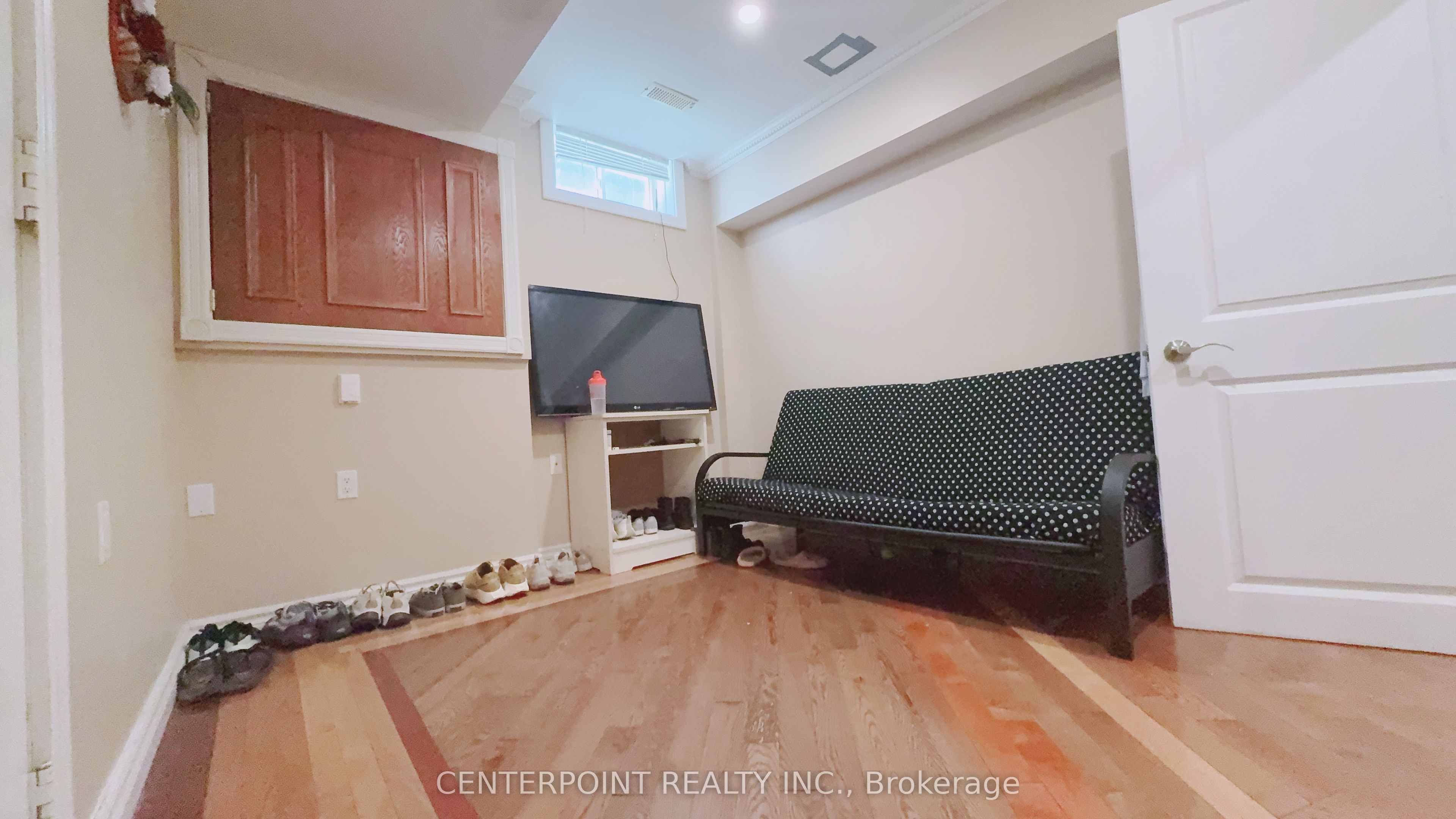 724 Hillcrest Road, Pickering 3
