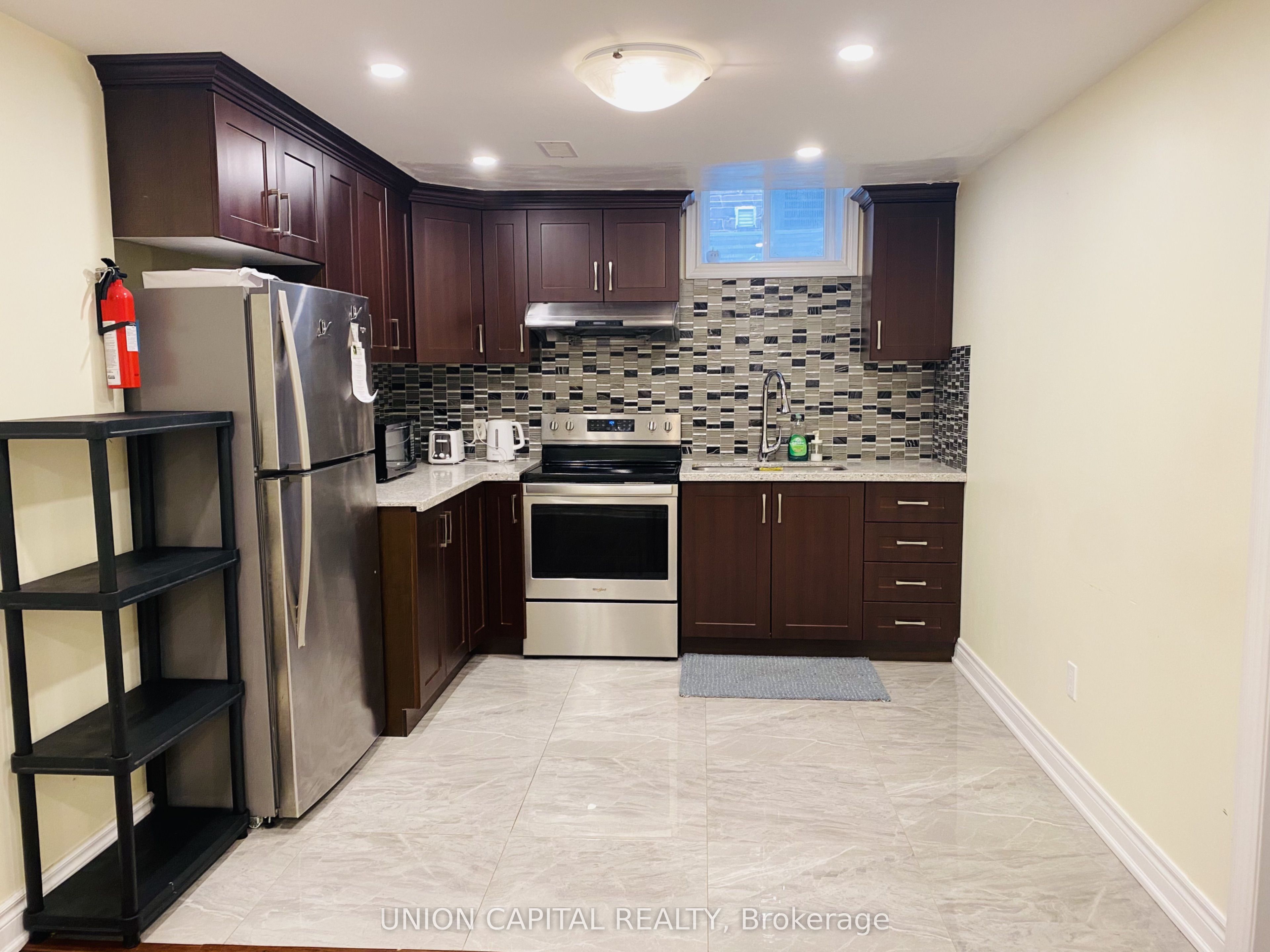 Unit Bsmt - 849 William Lee Avenue, Oshawa 5