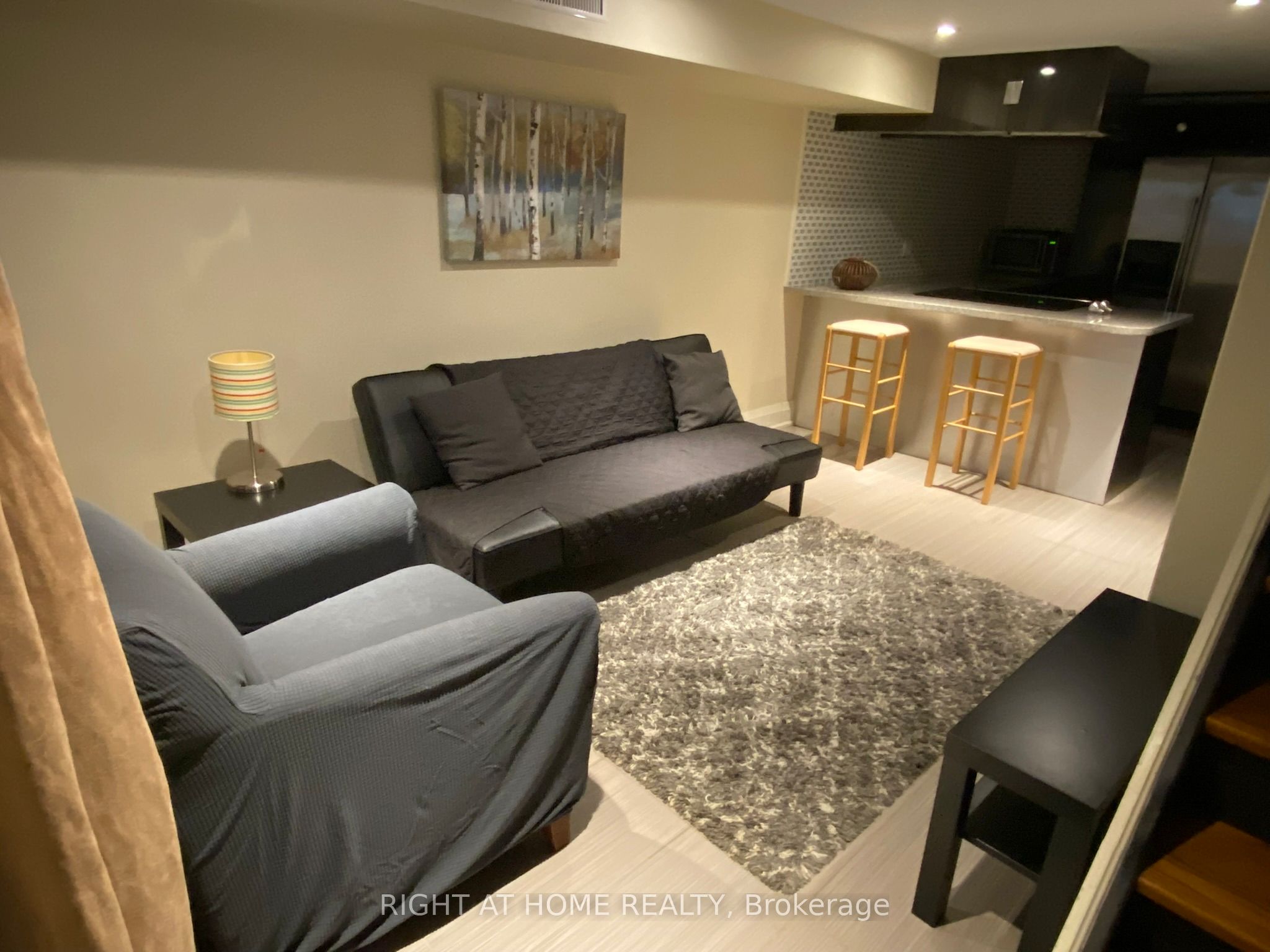 Unit Rear - 1547 Kingston Road, Scarborough 4