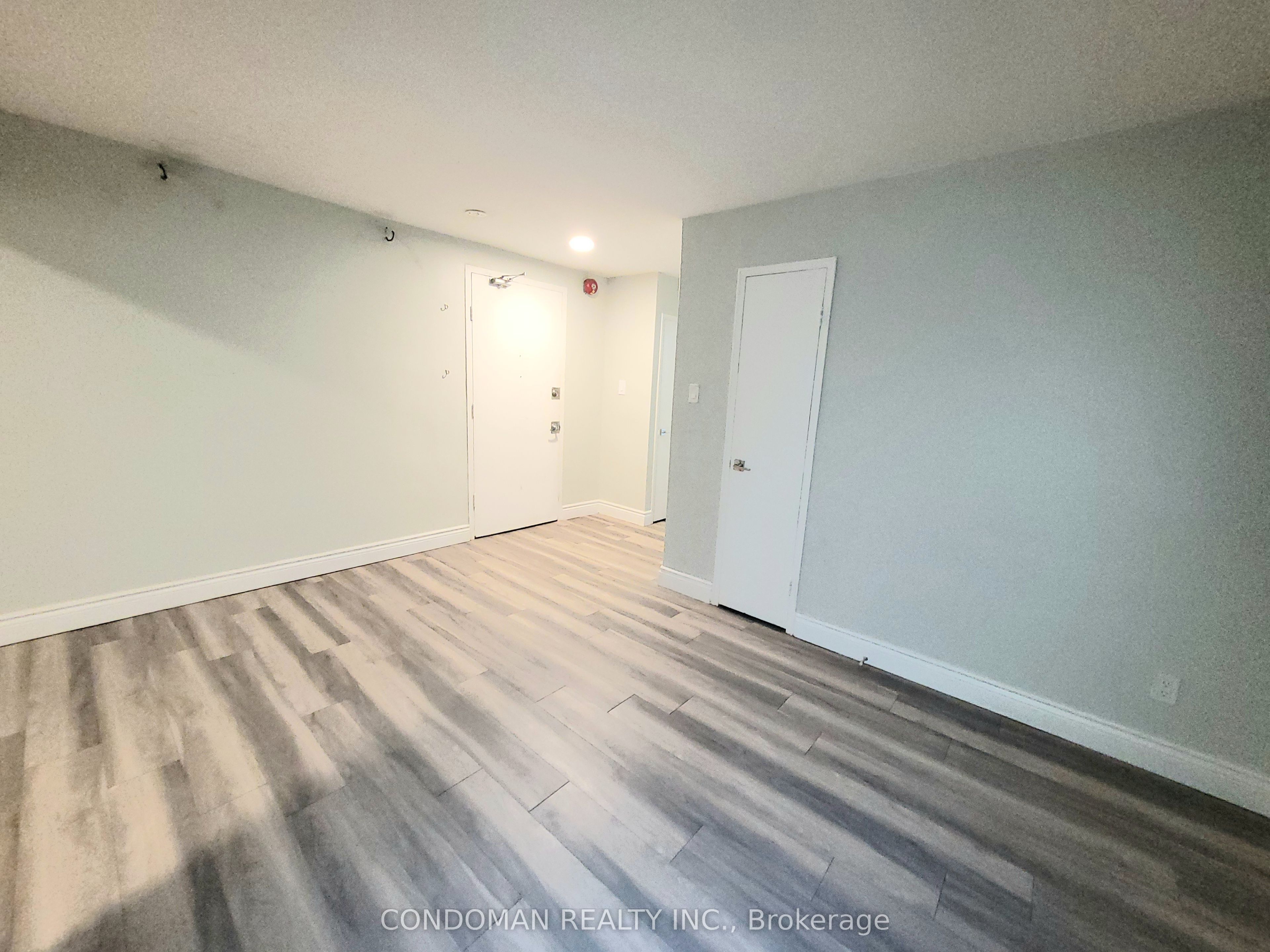Unit 305 - 852 Broadview Avenue, Toronto 4