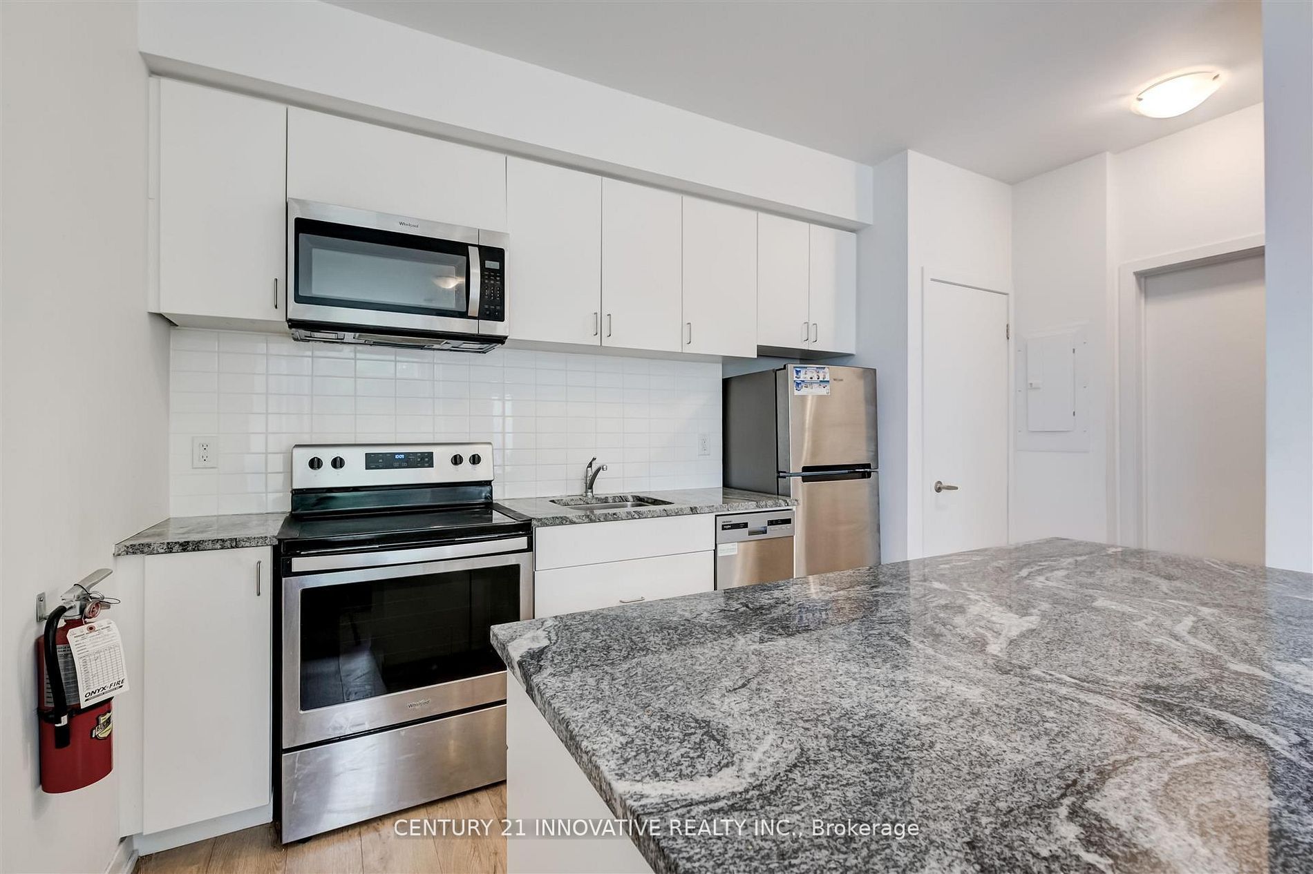 Unit 16 - 1720 Simcoe Street, Oshawa 3