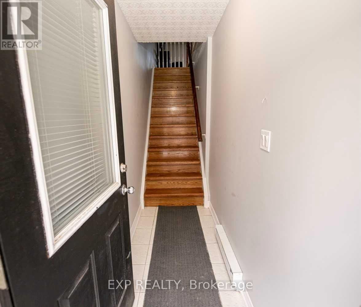Unit 8 - 901 Kennedy Road, Scarborough 3