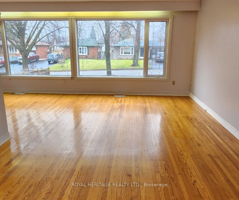 Unit Main - 975 Hawthorne Court, Oshawa 3