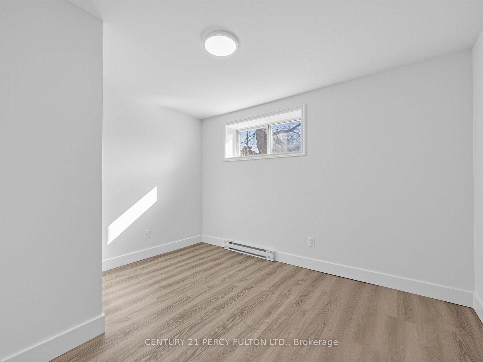 Unit 11 - 200 Garden Street, Whitby 3
