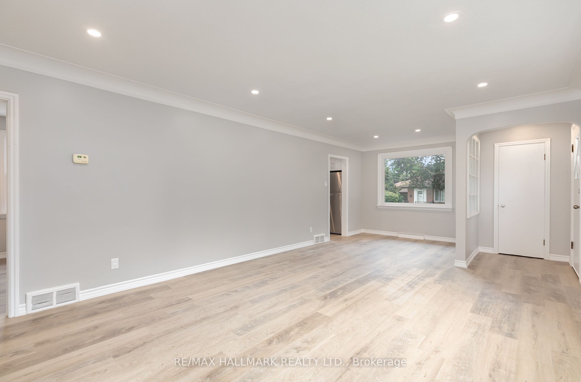 Unit Upper - 201 High Street, Whitby 5