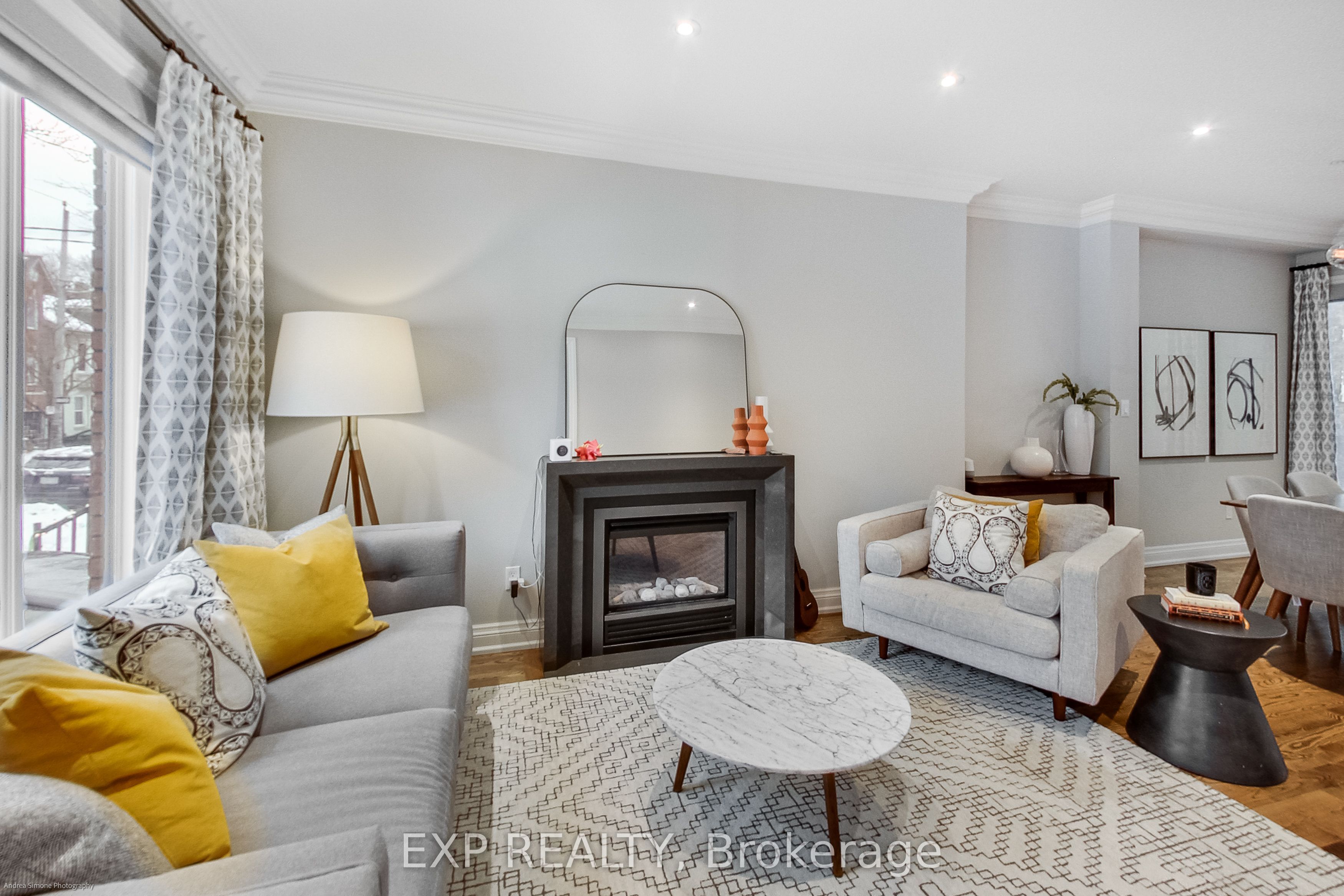 64 West Avenue, Toronto 4