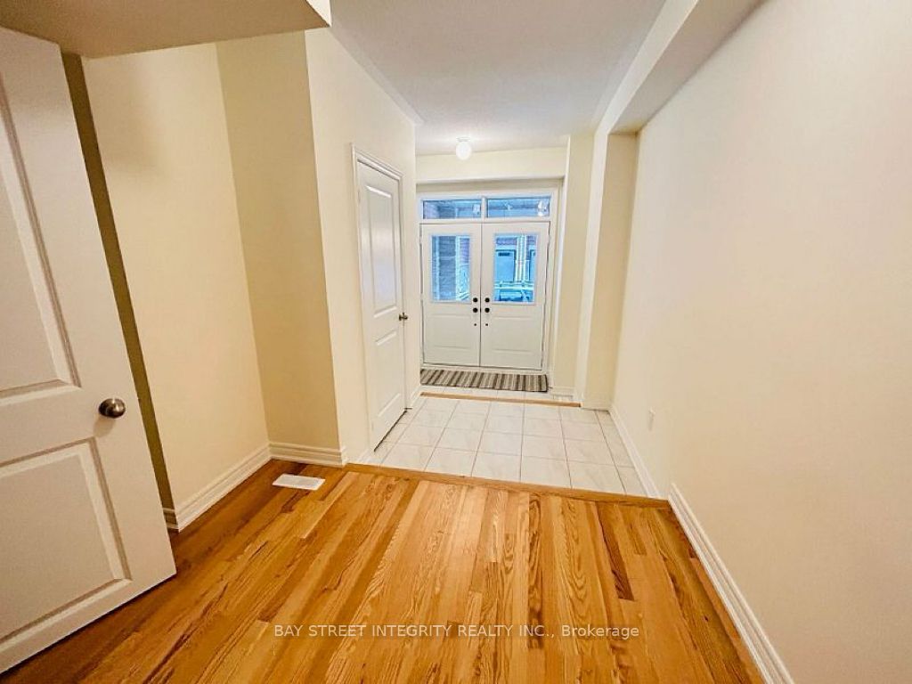 514 Littlewood Lane, Ajax 2