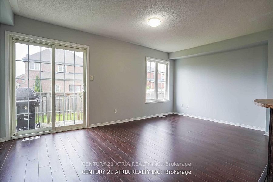 Unit Upper - 1424 Rennie Street, Oshawa 4